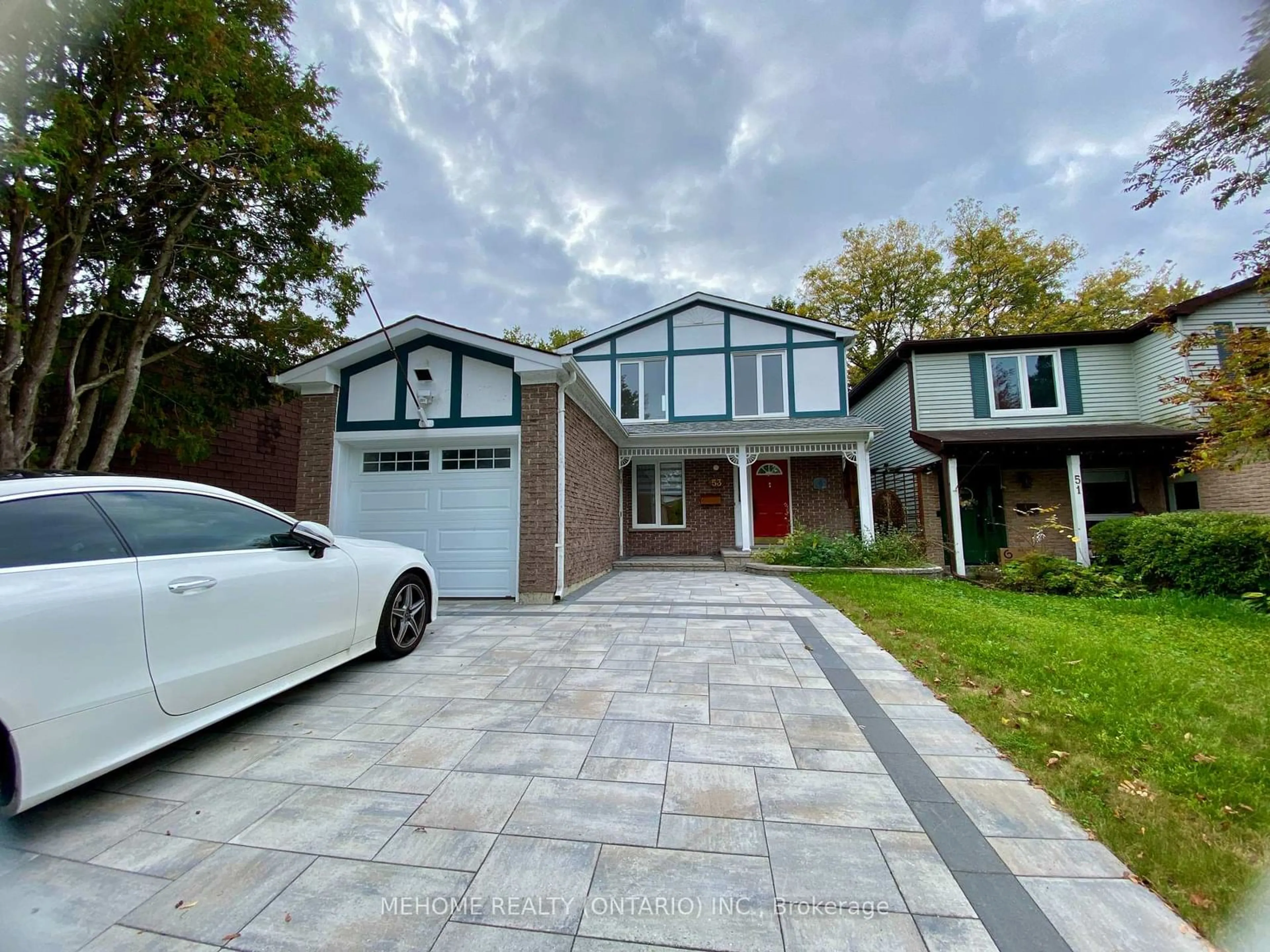 Home with brick exterior material, street for 53 Lillooet Cres, Richmond Hill Ontario L4C 5A6