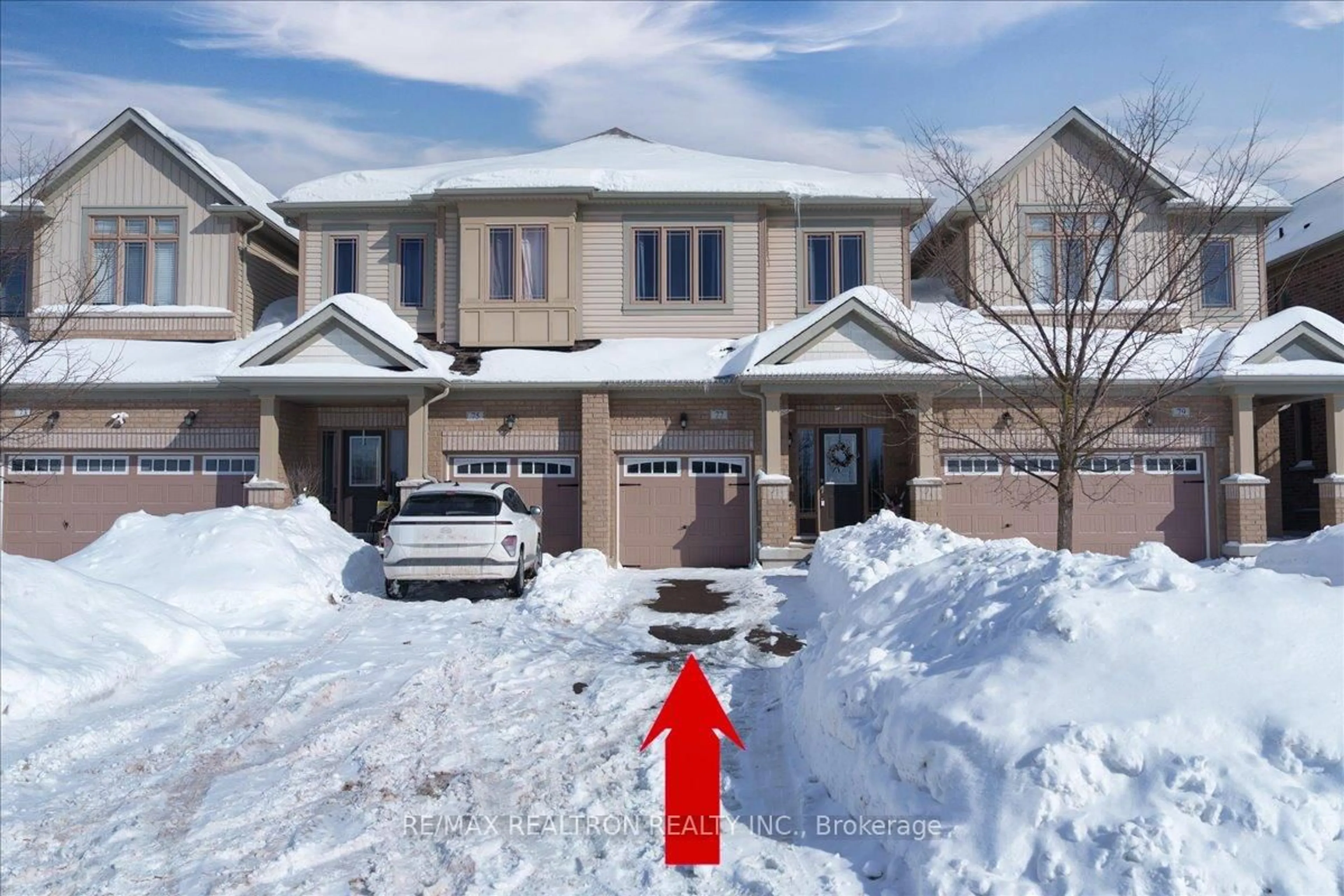 A pic from outside/outdoor area/front of a property/back of a property/a pic from drone, street for 77 Gallagher Cres, New Tecumseth Ontario L9R 0P1