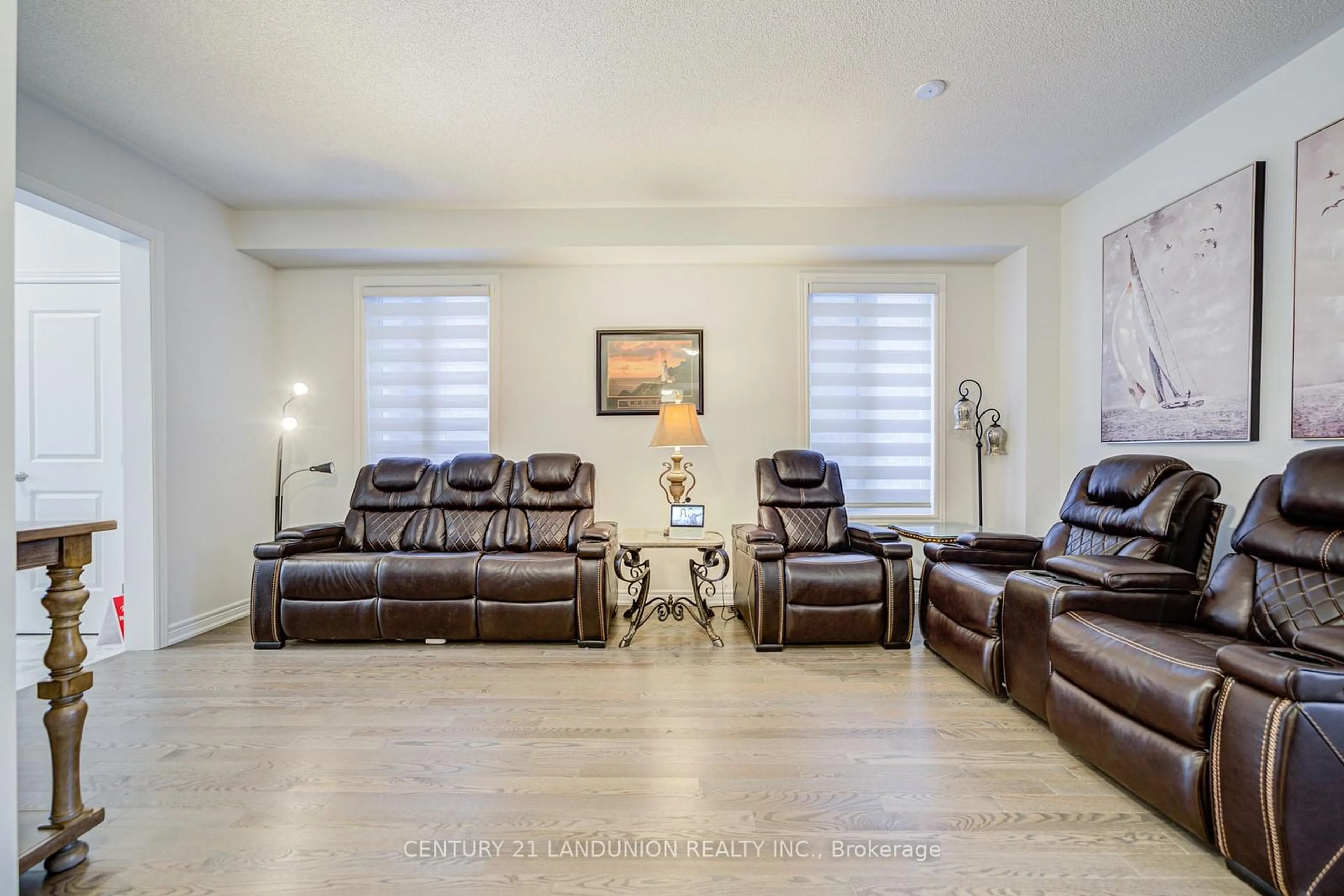 Living room with furniture, unknown for 69 Bud Leggett Cres, Georgina Ontario L4P 0T1