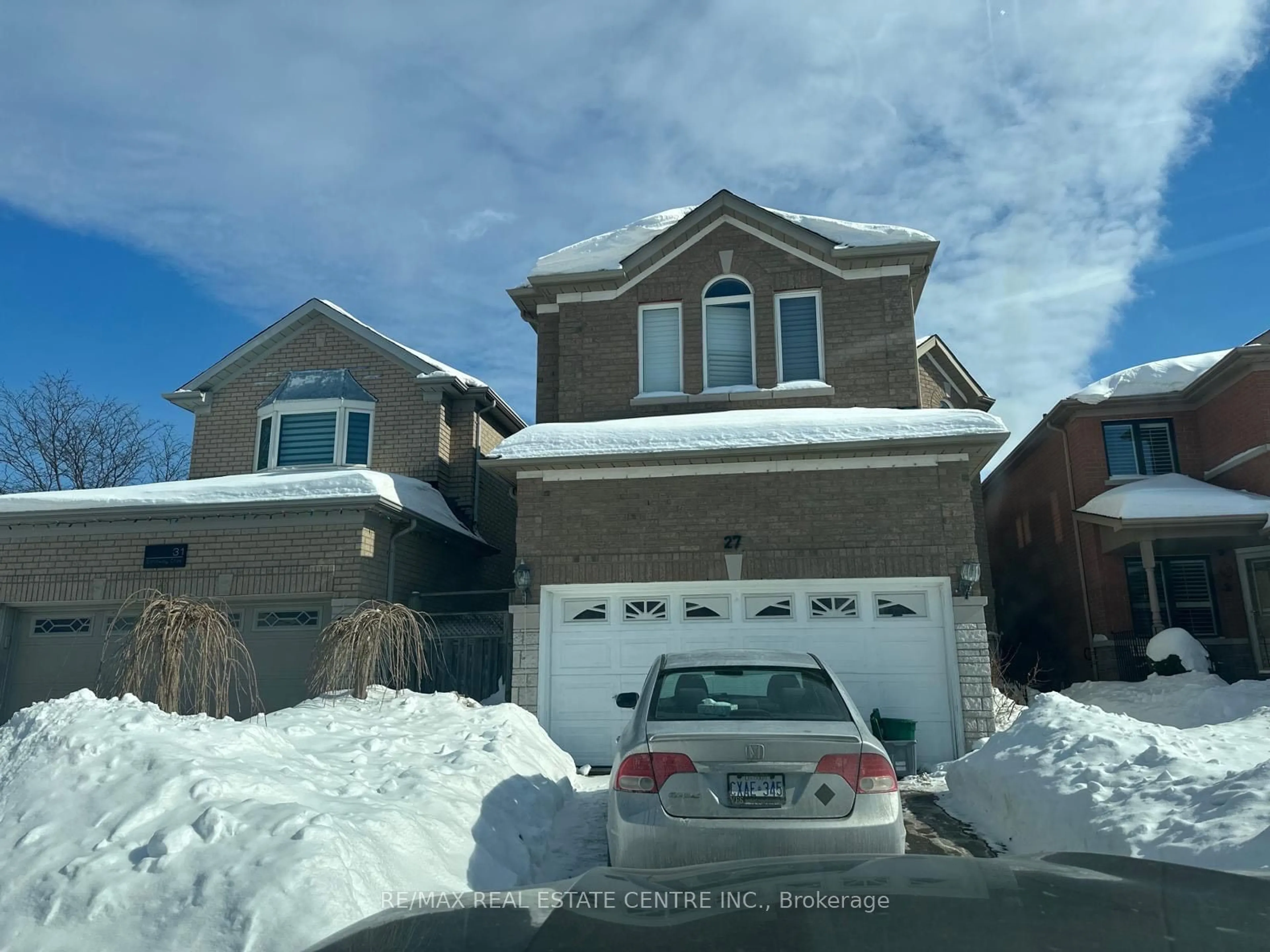 Unknown for 27 Sandway Cres, Vaughan Ontario L6A 2M1