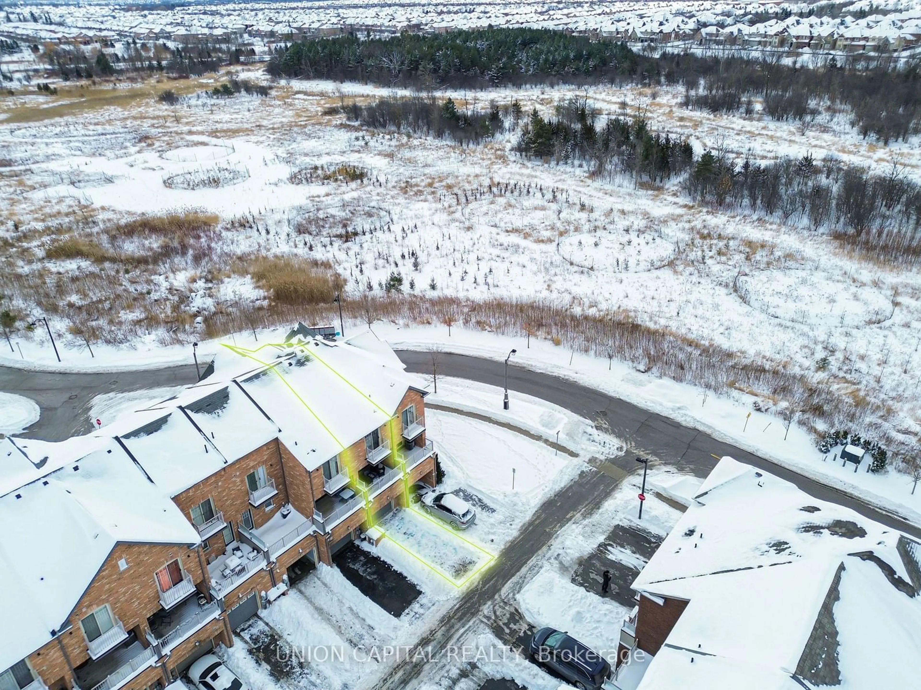 A pic from outside/outdoor area/front of a property/back of a property/a pic from drone, building for 2 Truchard Ave, Markham Ontario L6C 0B4