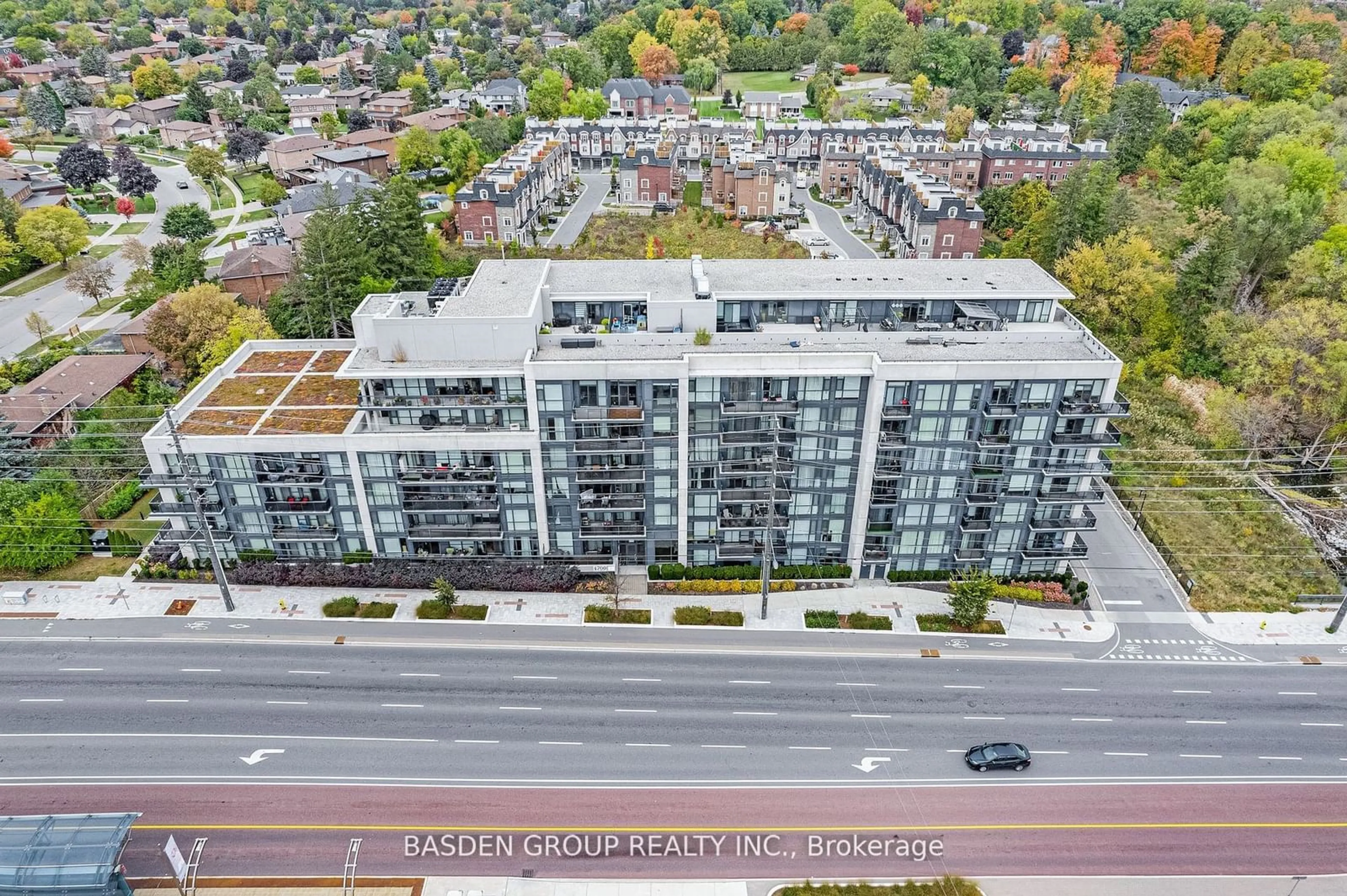 A pic from outside/outdoor area/front of a property/back of a property/a pic from drone, city buildings view from balcony for 4700 Highway 7 Rd #705, Vaughan Ontario L4L 0B4