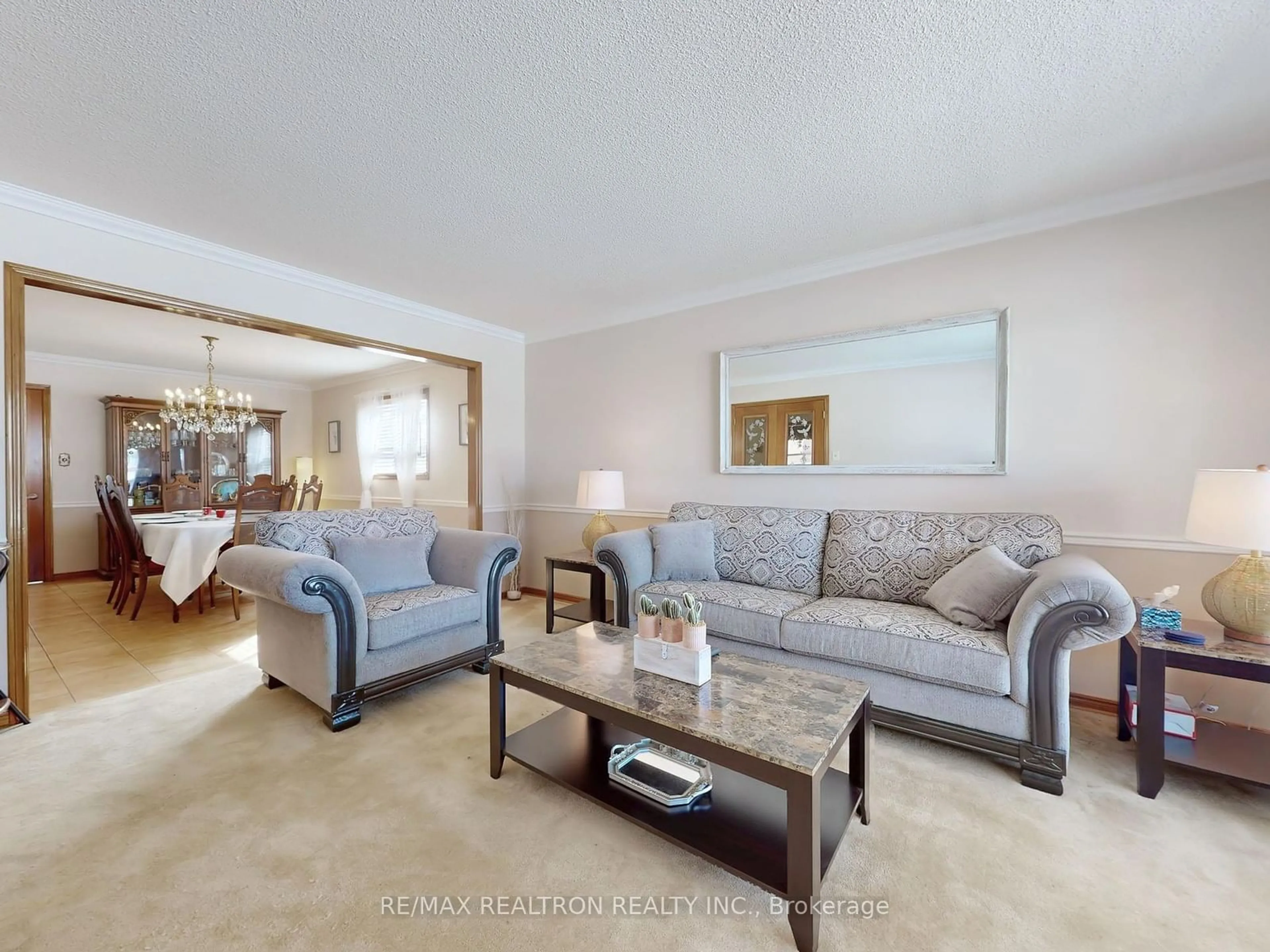 Living room with furniture, unknown for 266 Clover Leaf St, Vaughan Ontario L4L 5J1