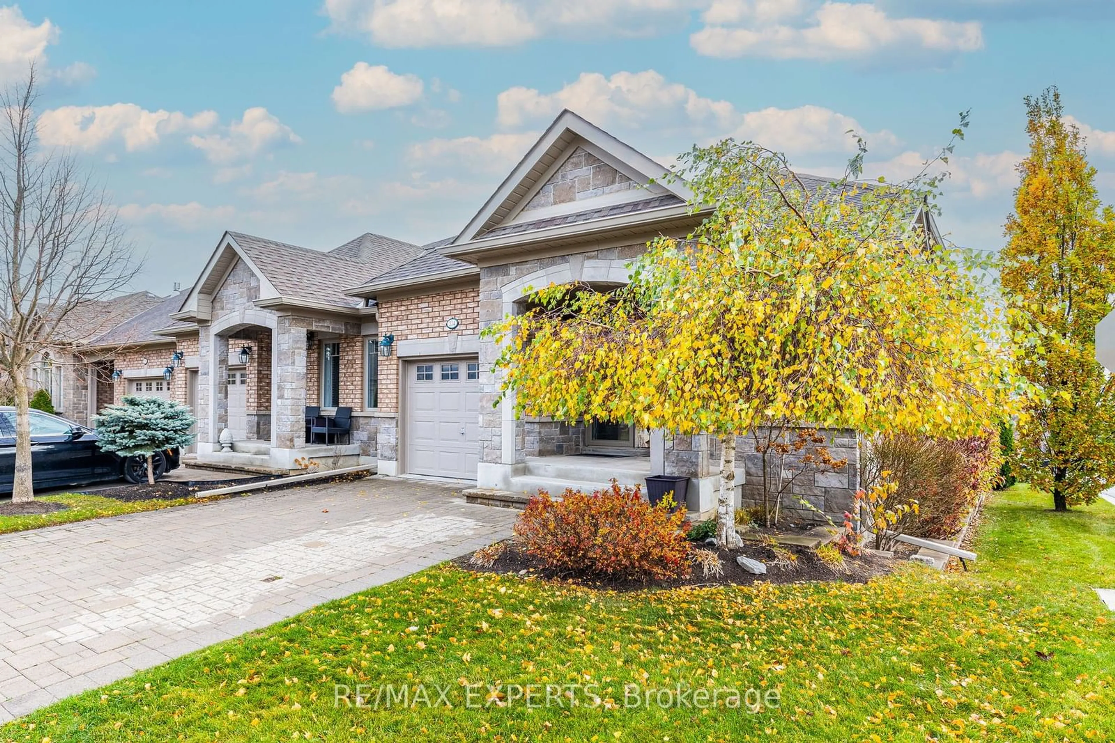 Home with brick exterior material, street for 204 Ridge Way, New Tecumseth Ontario L9R 0K5