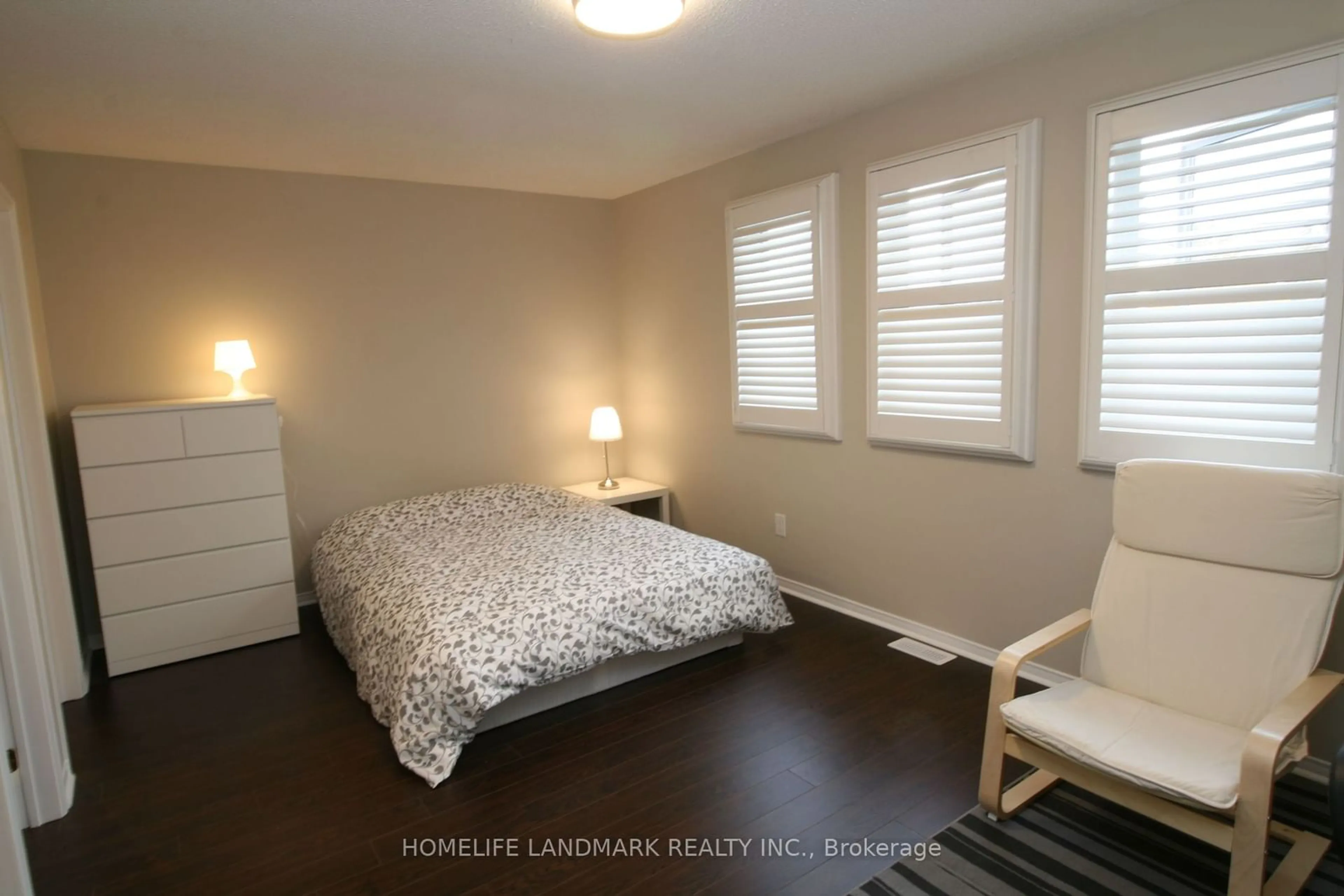 A pic of a room for 131 Roseborough Cres, Vaughan Ontario L4J 4V4