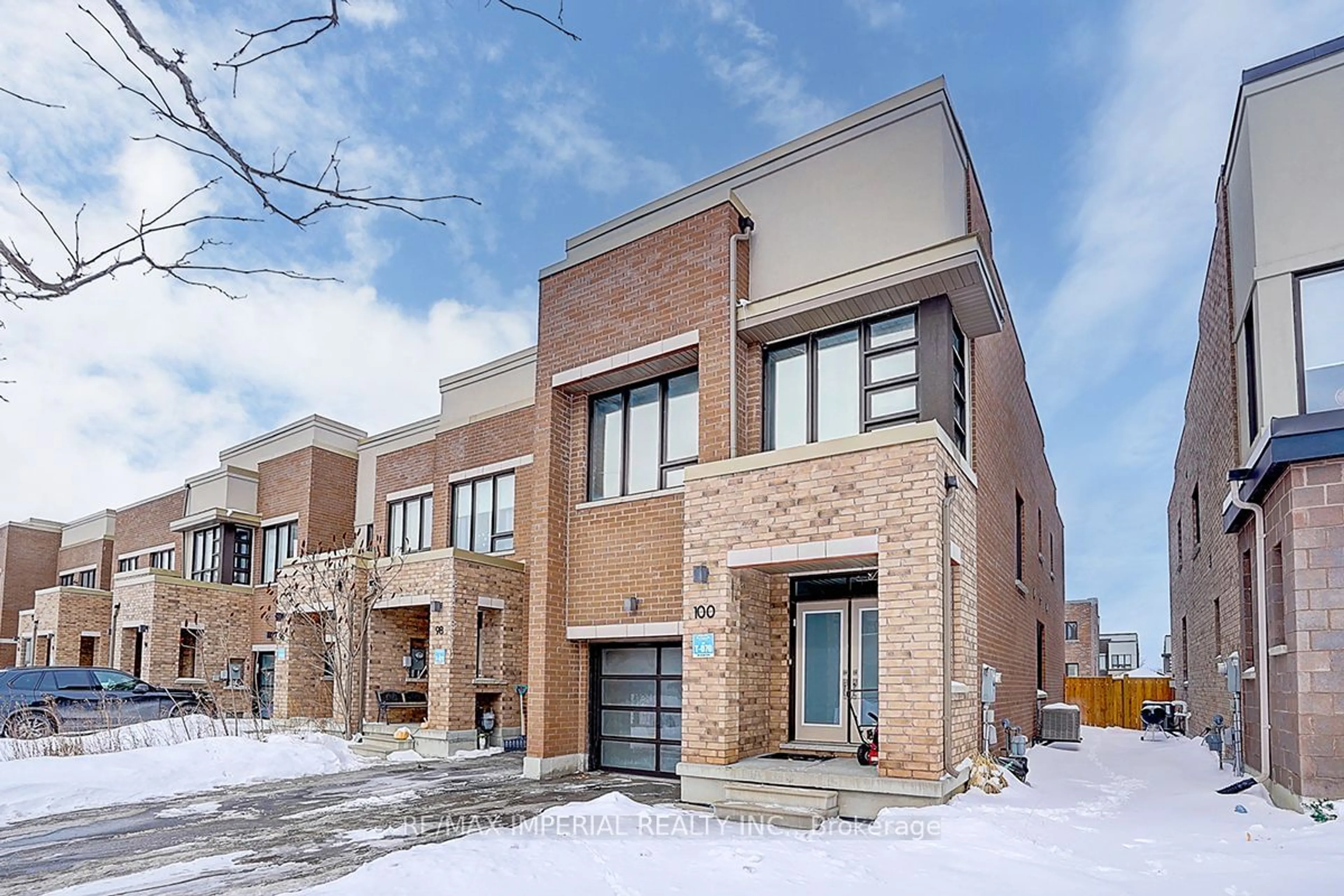 Home with brick exterior material, street for 100 Dariole Dr, Richmond Hill Ontario L4E 0Y8