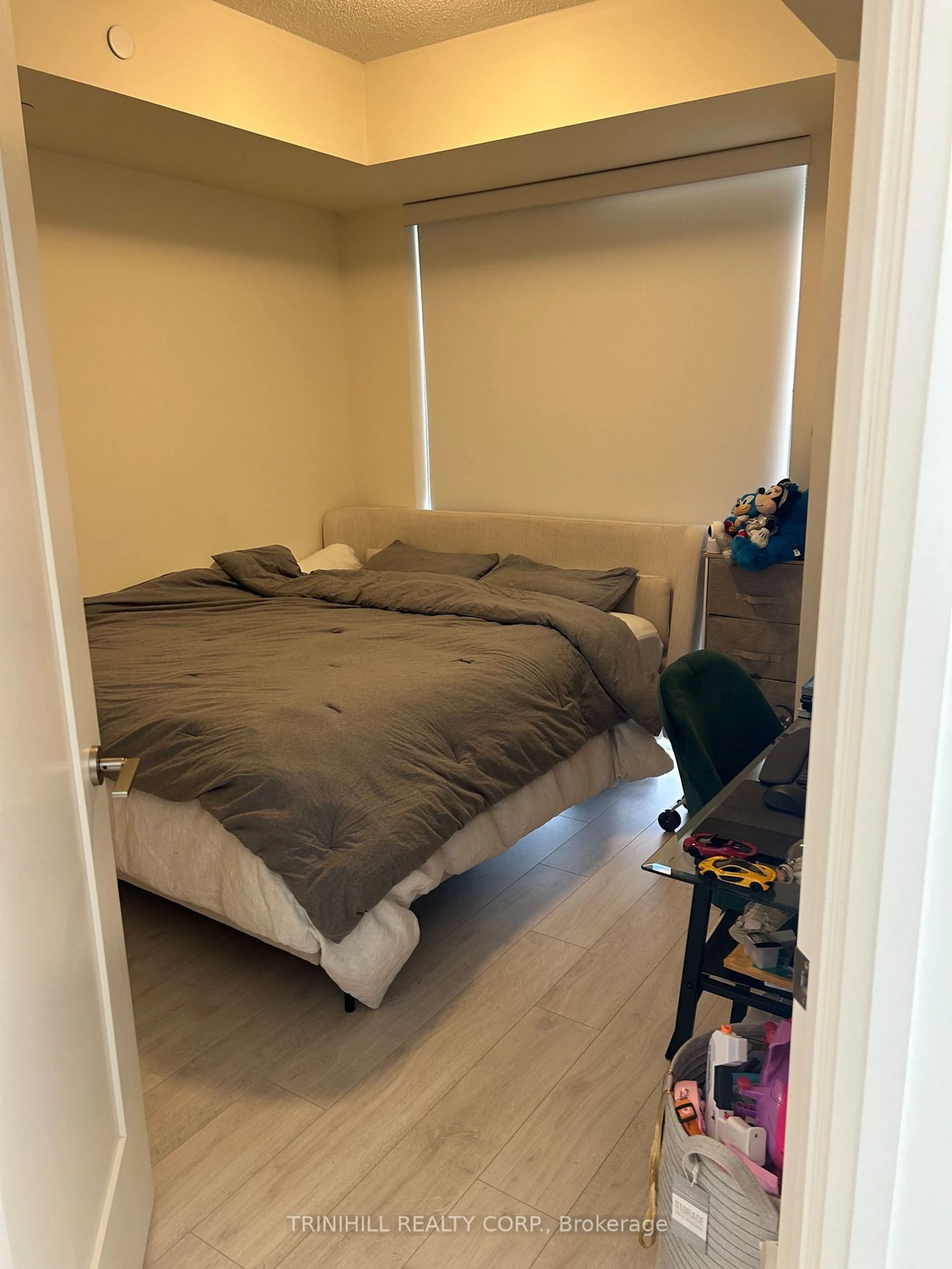 A pic of a room for 9000 JANE St #1005, Vaughan Ontario L4K 0M6