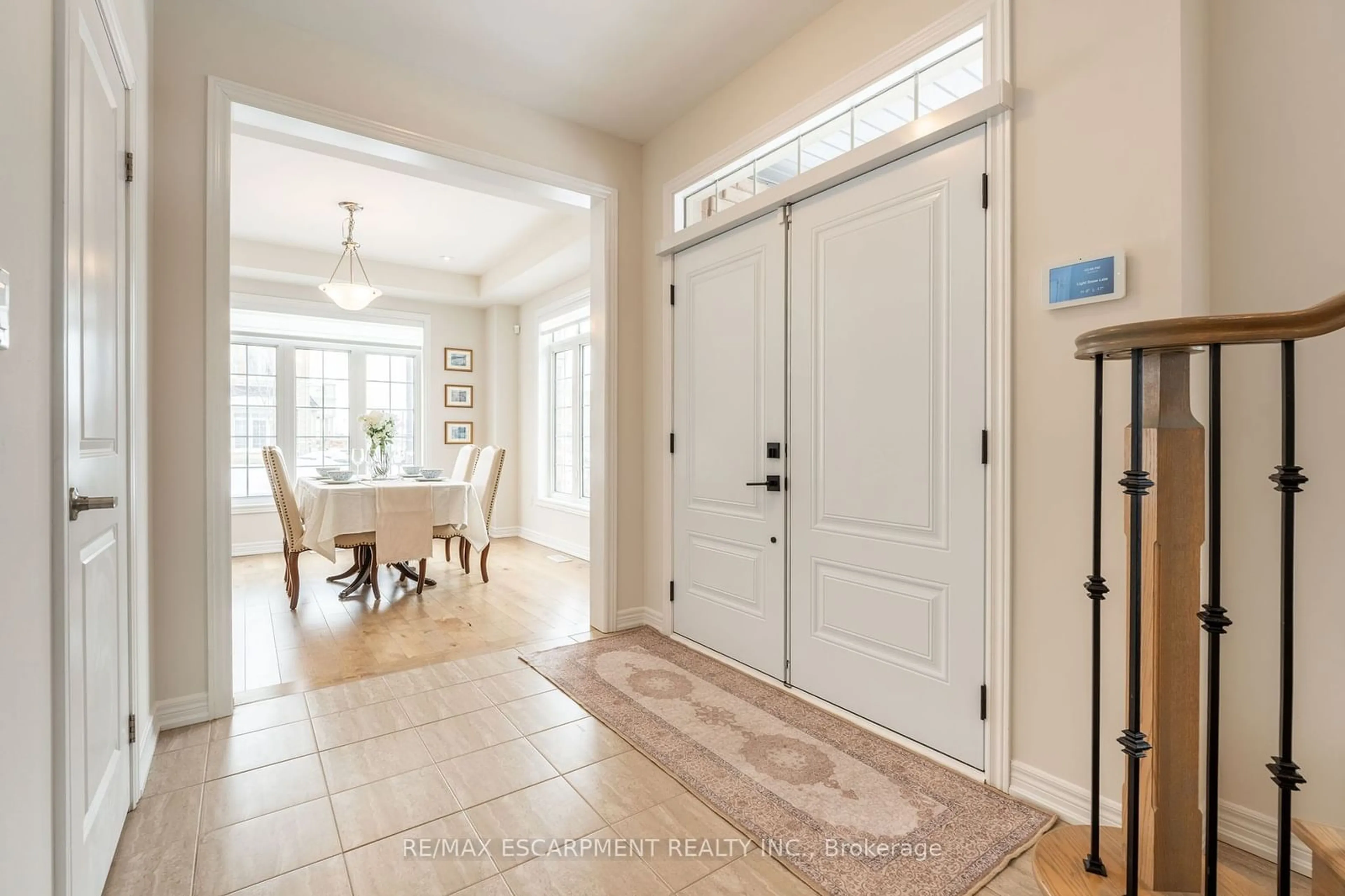 Indoor entryway for 67 Hopewell St, Vaughan Ontario L4H 3Y2