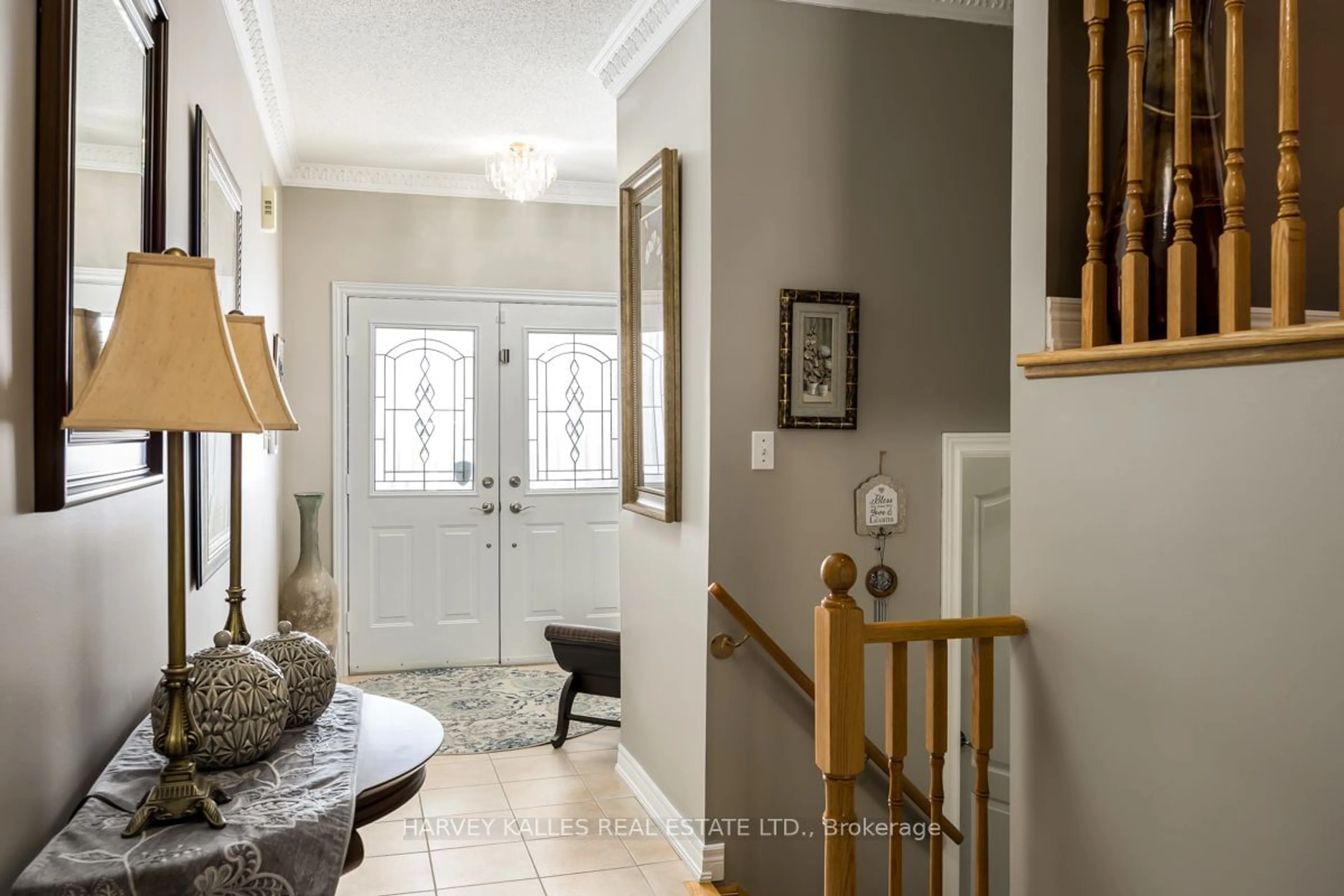 Indoor entryway for 9 Oland Dr, Vaughan Ontario L4H 2H3