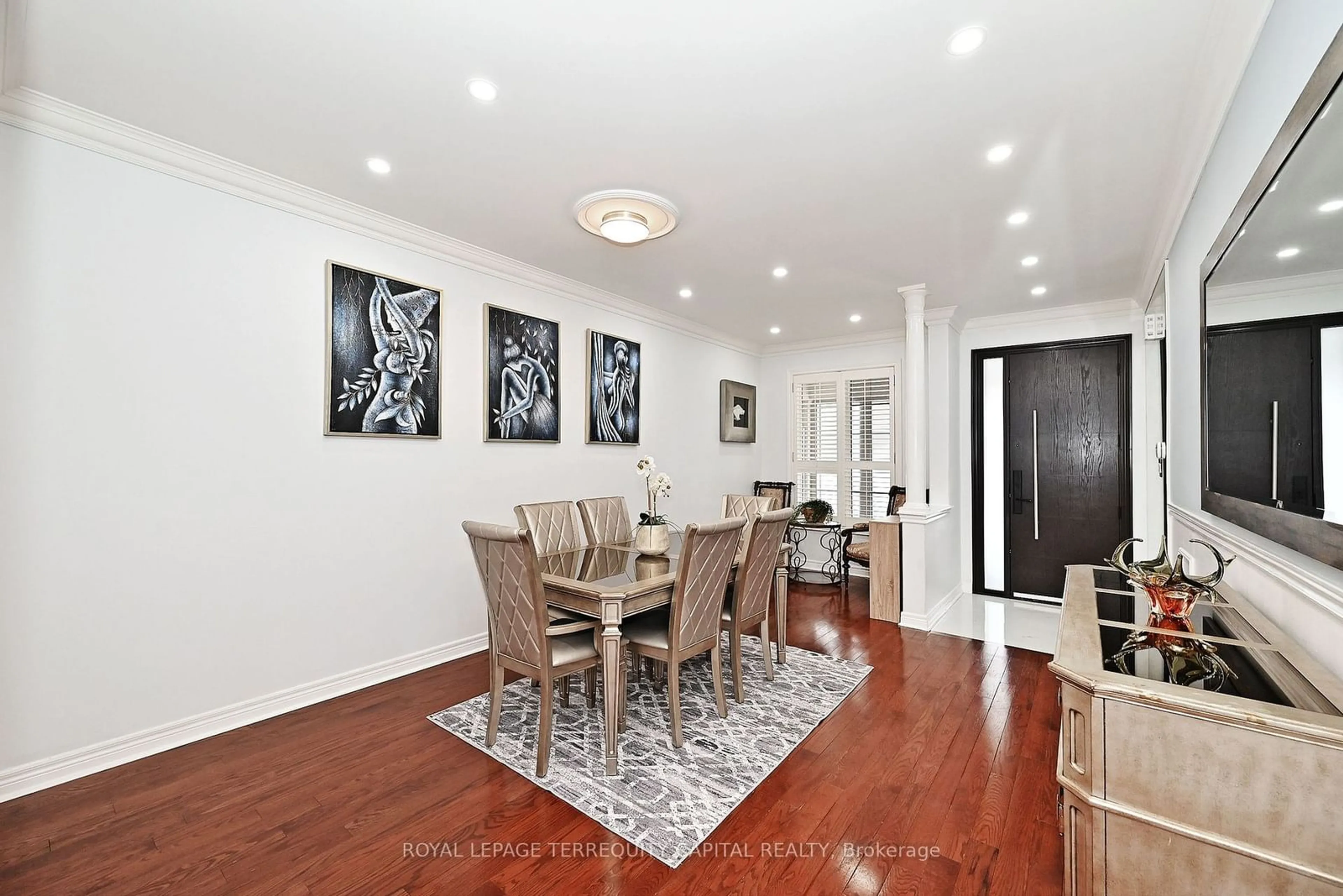 Dining room, wood/laminate floor for 643 Pleasant Ridge Ave, Vaughan Ontario L4J 0G2