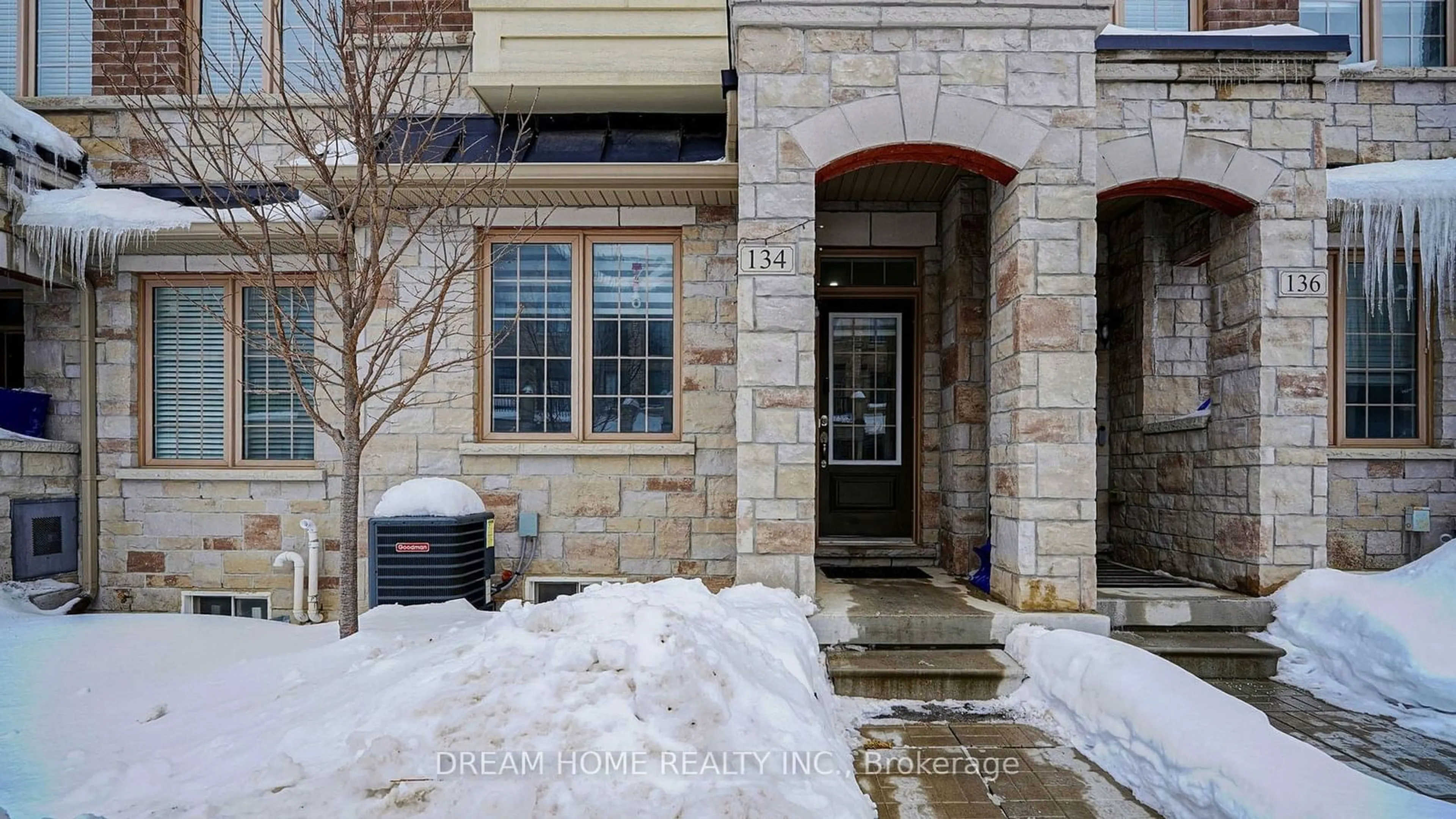 Indoor entryway for 134 Frederick Wilson Ave, Markham Ontario L6B 0R1