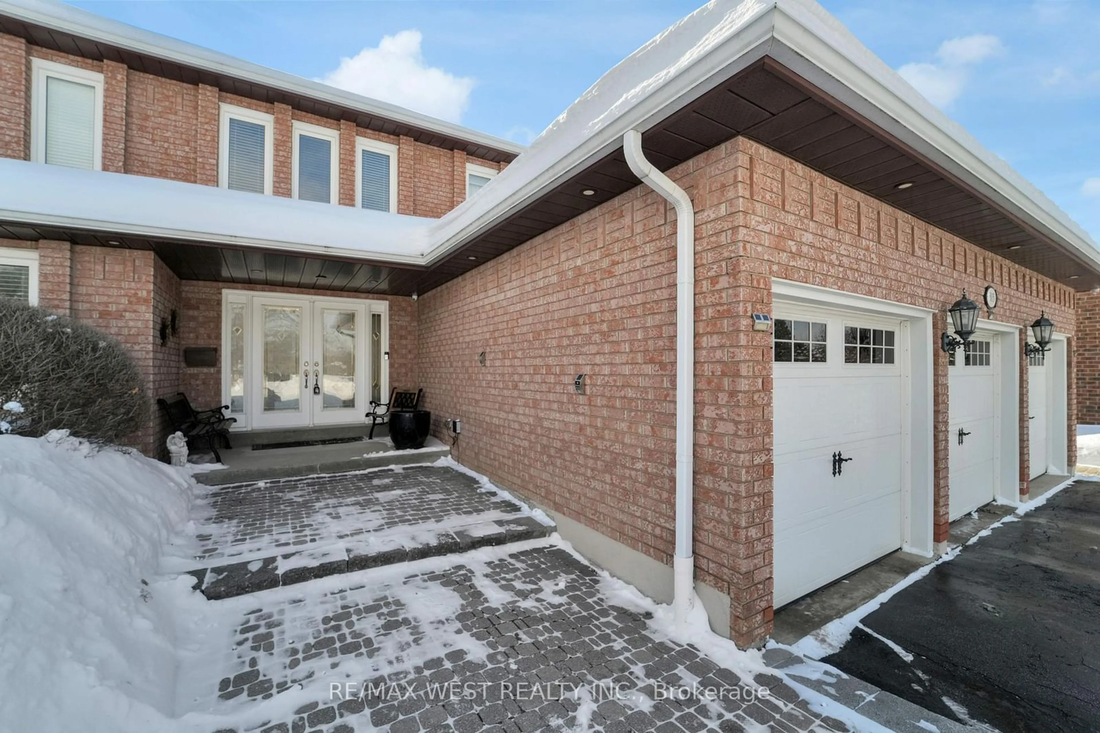 Home with brick exterior material, street for 303 Wycliffe Ave, Vaughan Ontario L4L 3N7