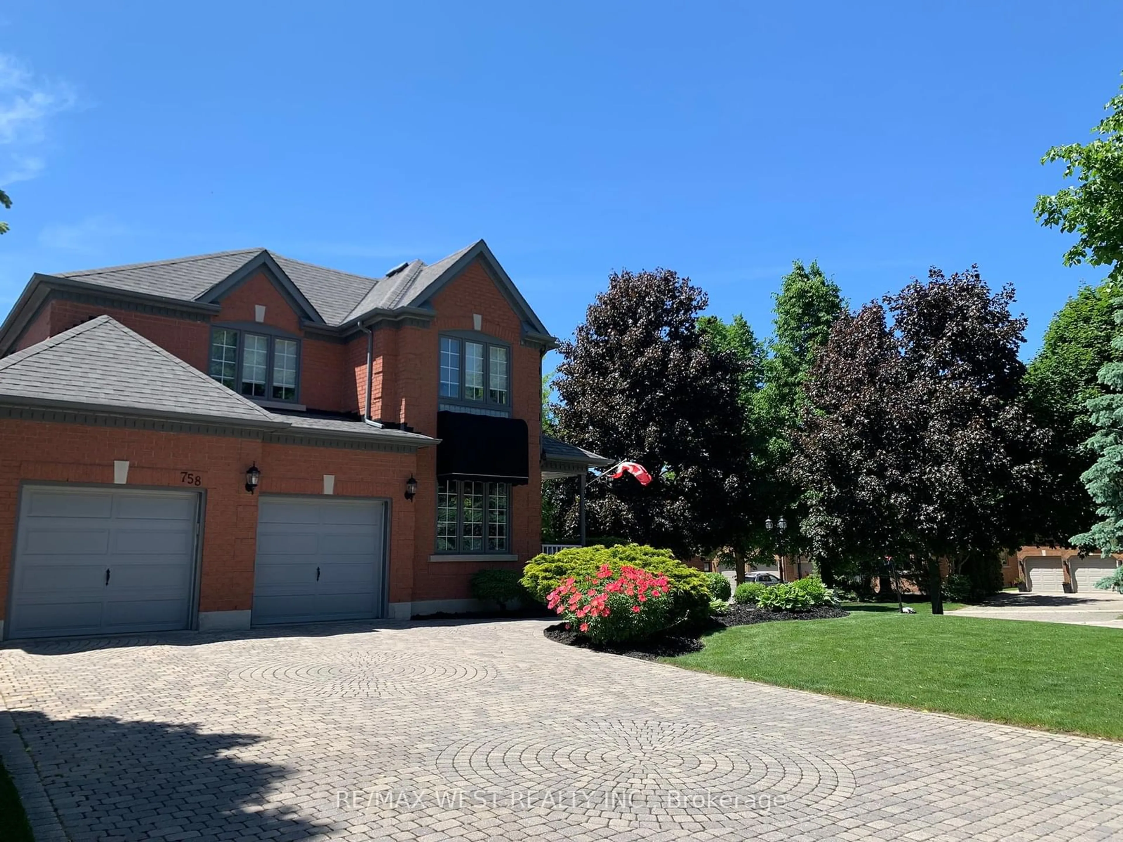 Home with brick exterior material, street for 758 Exceller Circ, Newmarket Ontario L3X 1P5