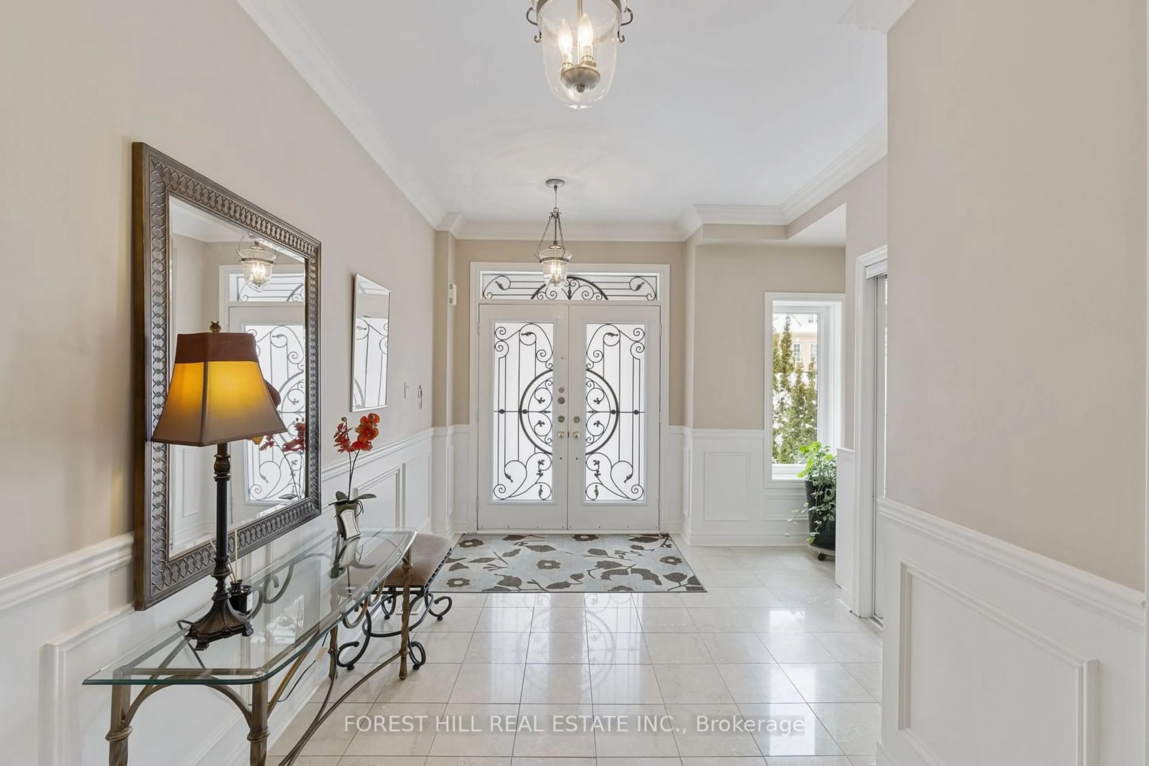 Indoor foyer for 43 Chopin Blvd, Vaughan Ontario L4J 8Y6