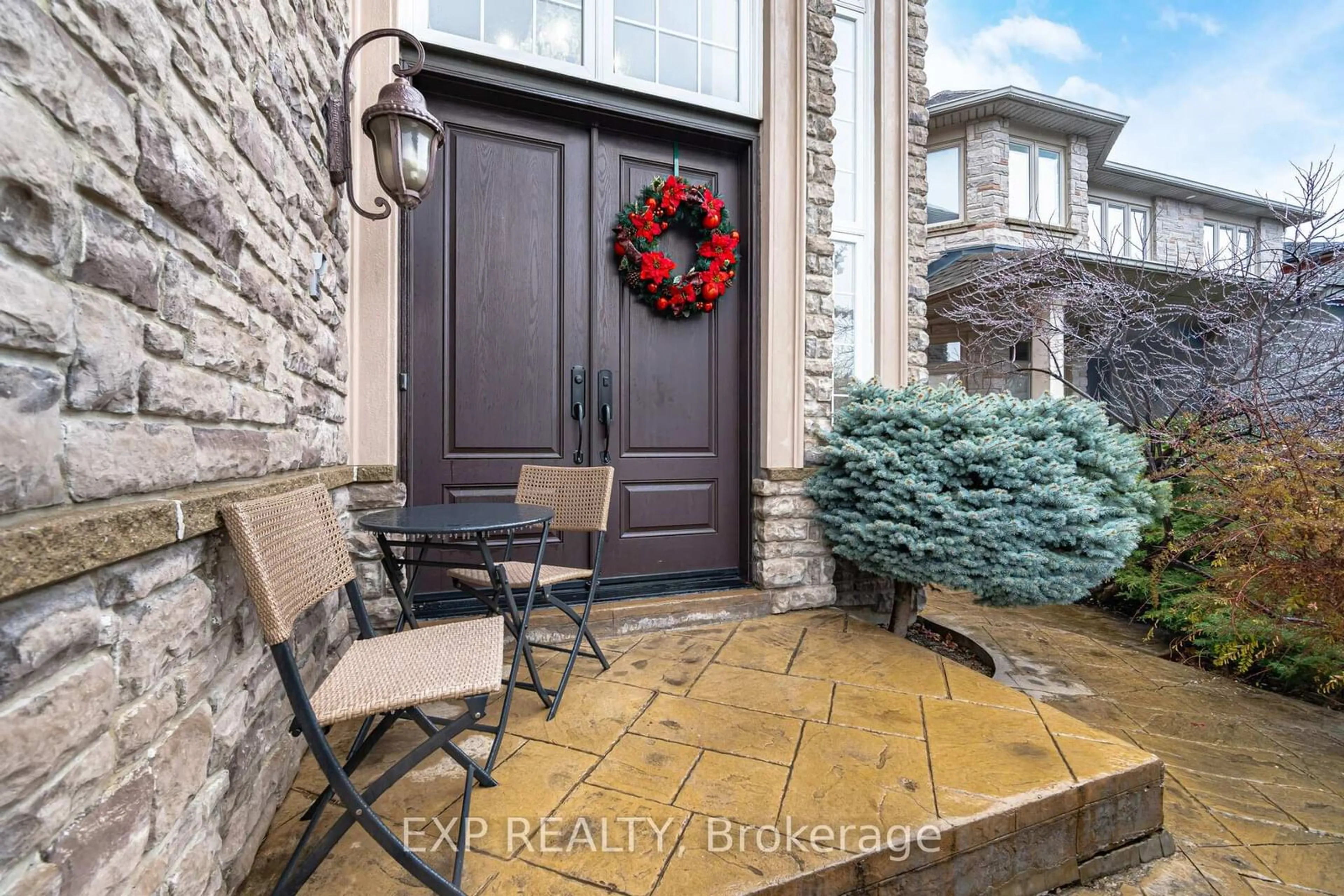 Indoor entryway for 51 Michelle Dr, Vaughan Ontario L4L 9B8