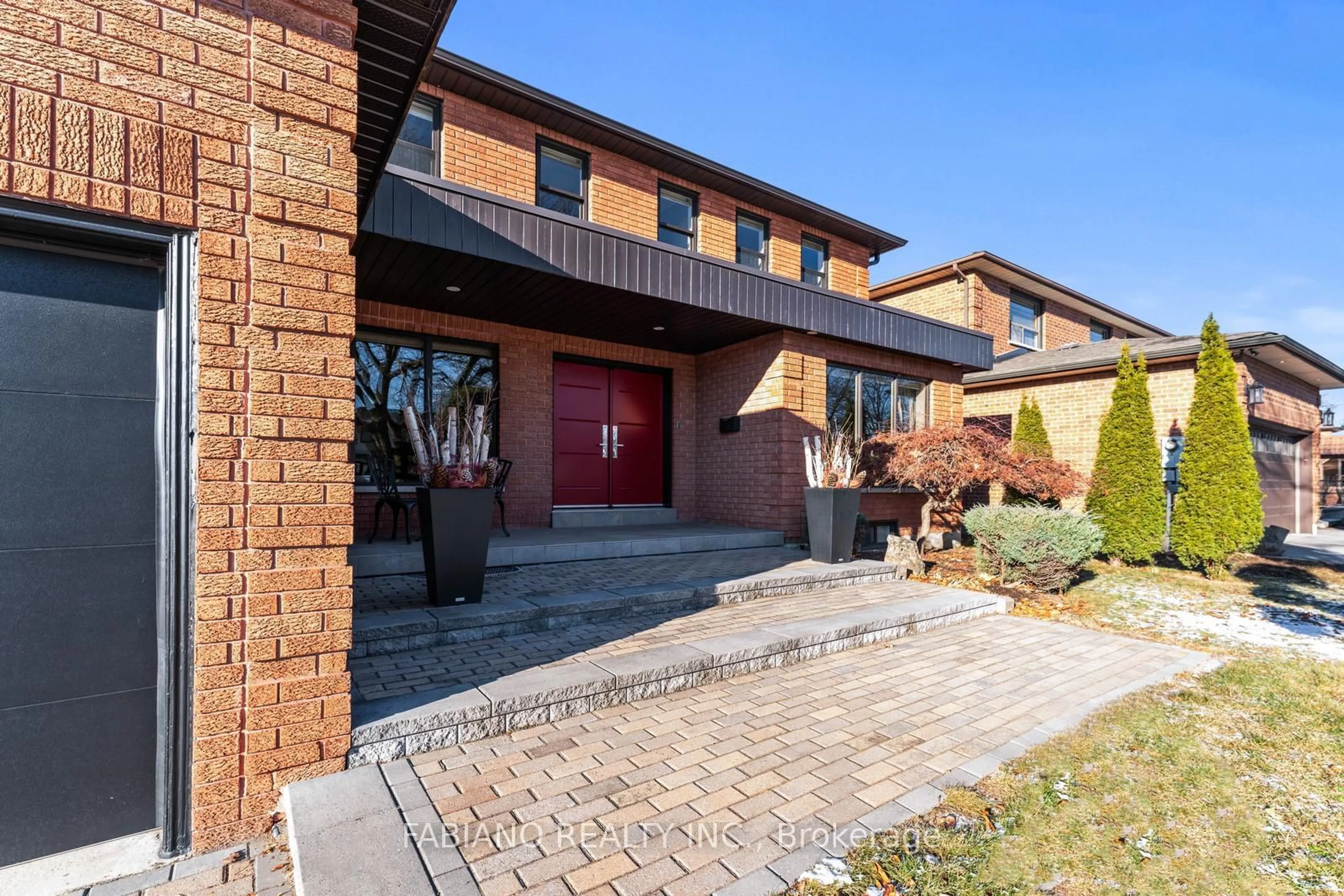 Home with brick exterior material, street for 186 Wigwoss Dr, Vaughan Ontario L4L 4H2