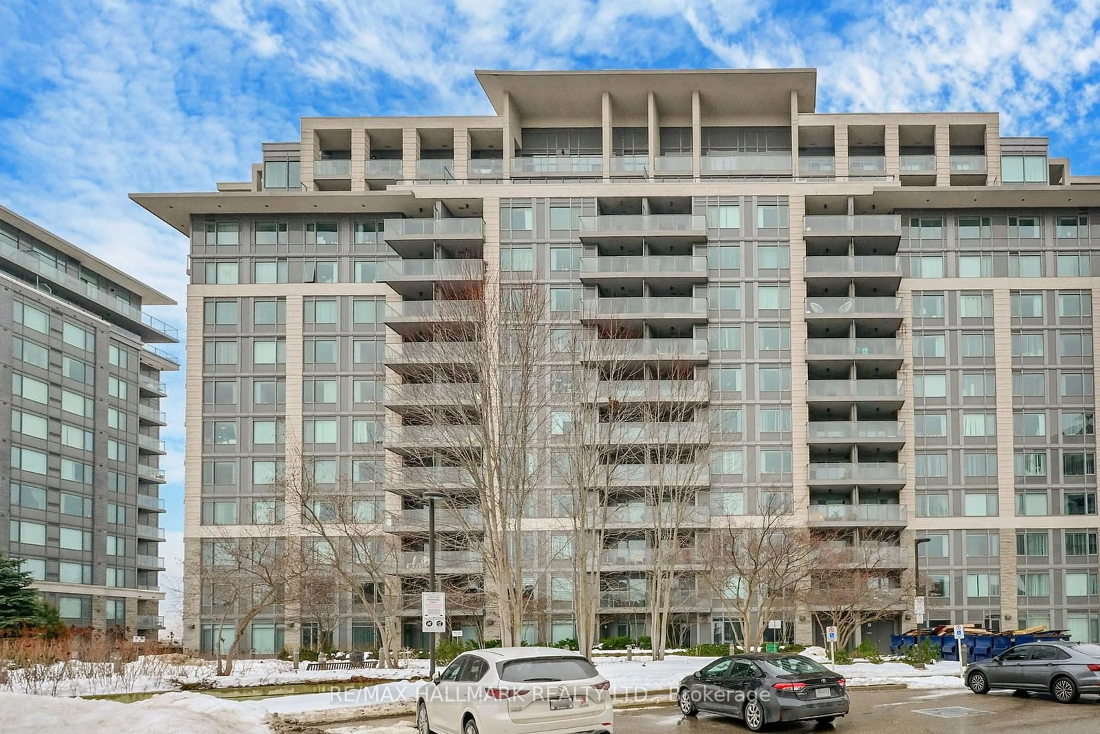 Indoor foyer for 273 South Park Rd #1010, Markham Ontario L3T 0B5