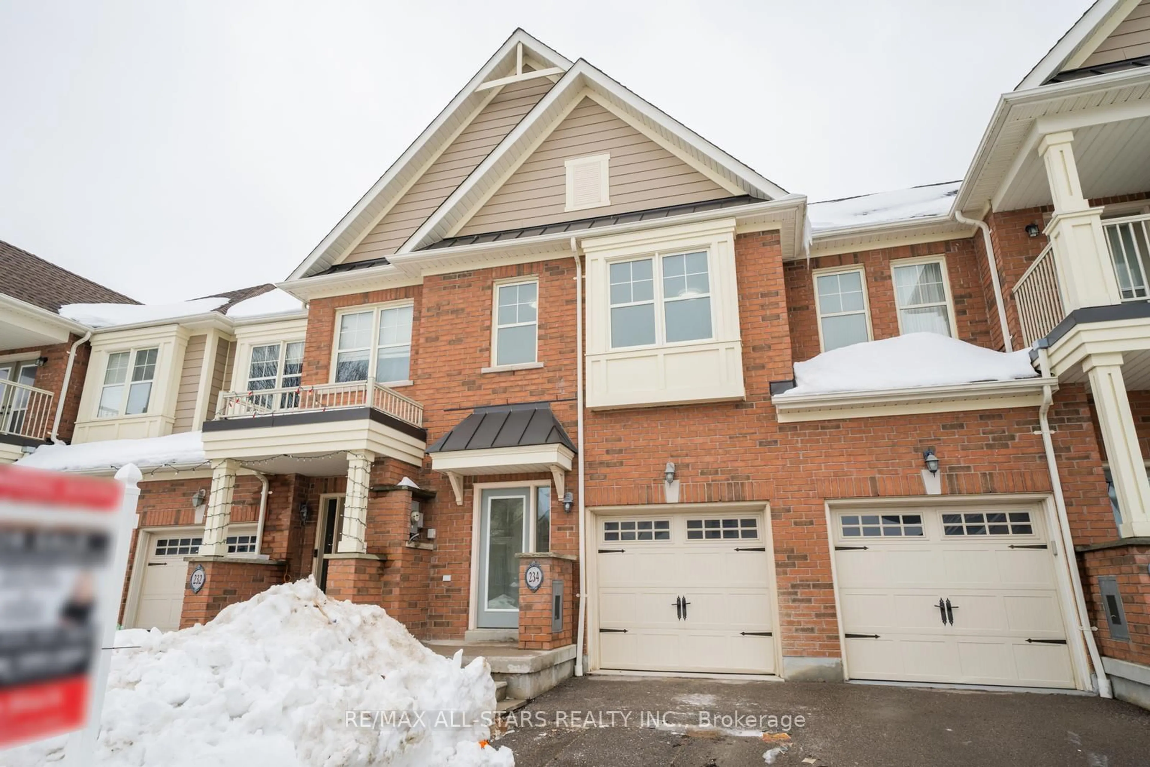 Home with brick exterior material, street for 234 Sandale Rd, Whitchurch-Stouffville Ontario L4A 0Y4