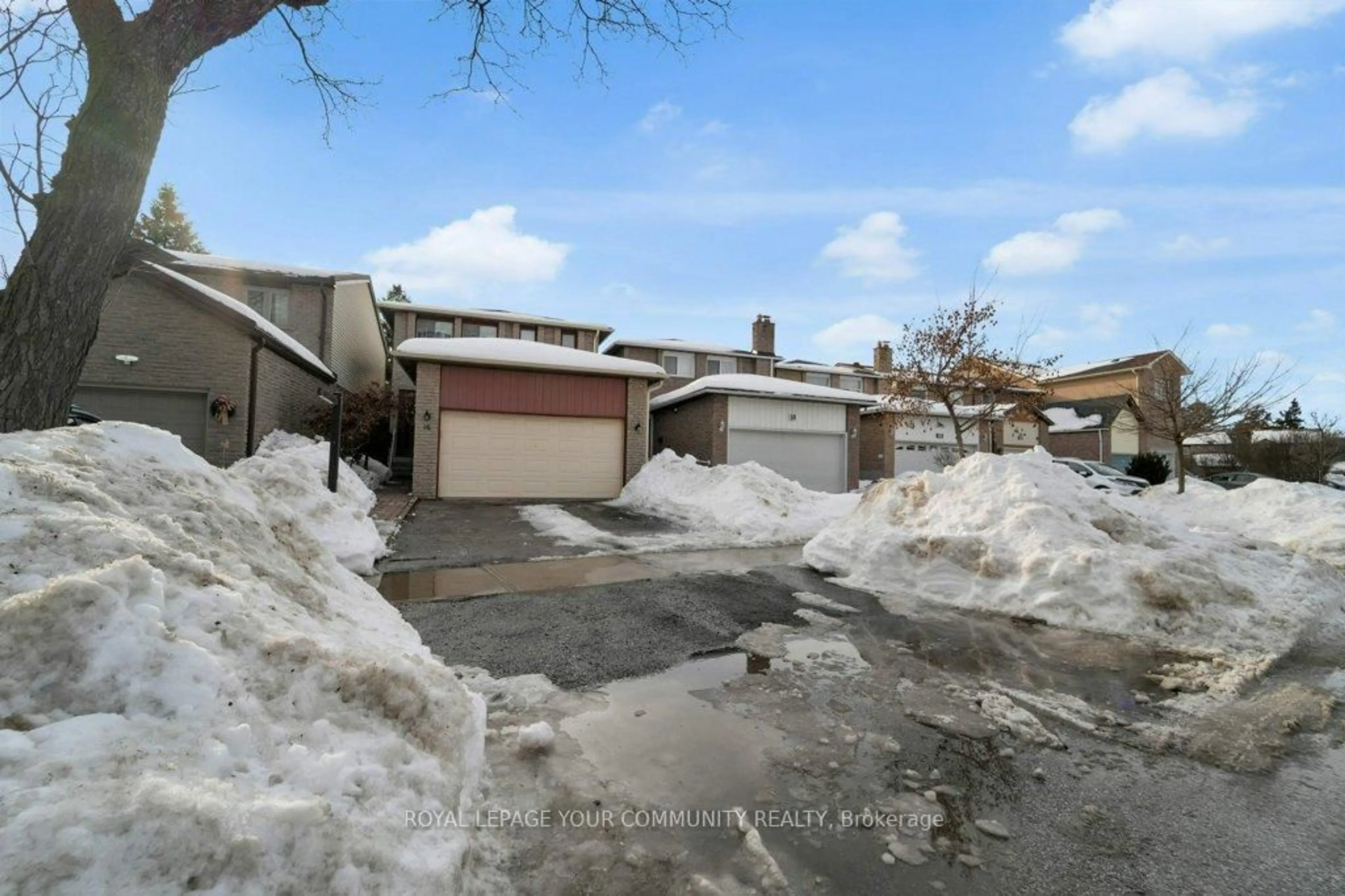 Unknown for 16 Mcclintock Cres, Vaughan Ontario L4J 2S9