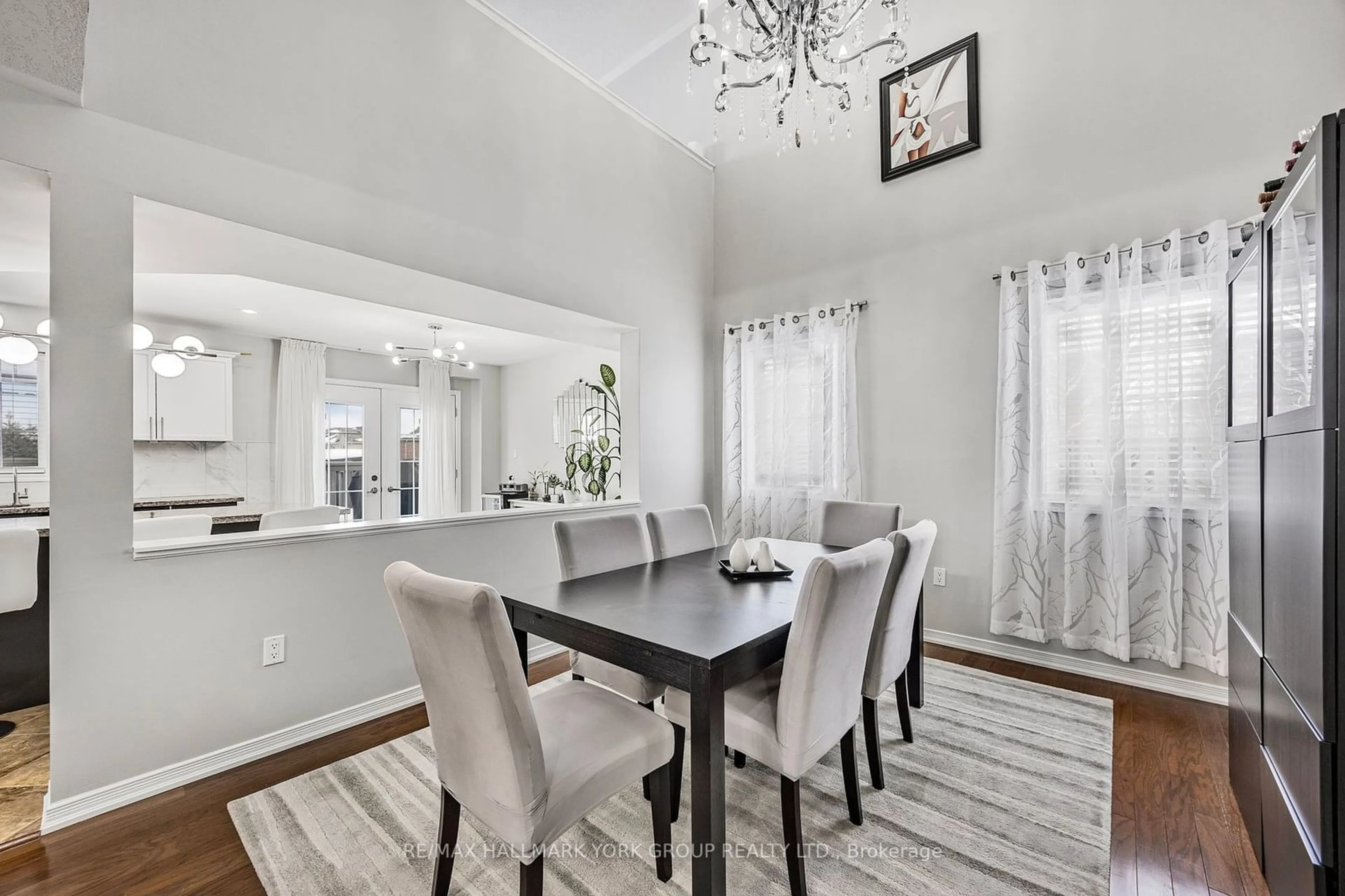 Dining room, unknown for 1426 Sheldon St, Innisfil Ontario L9S 0H3