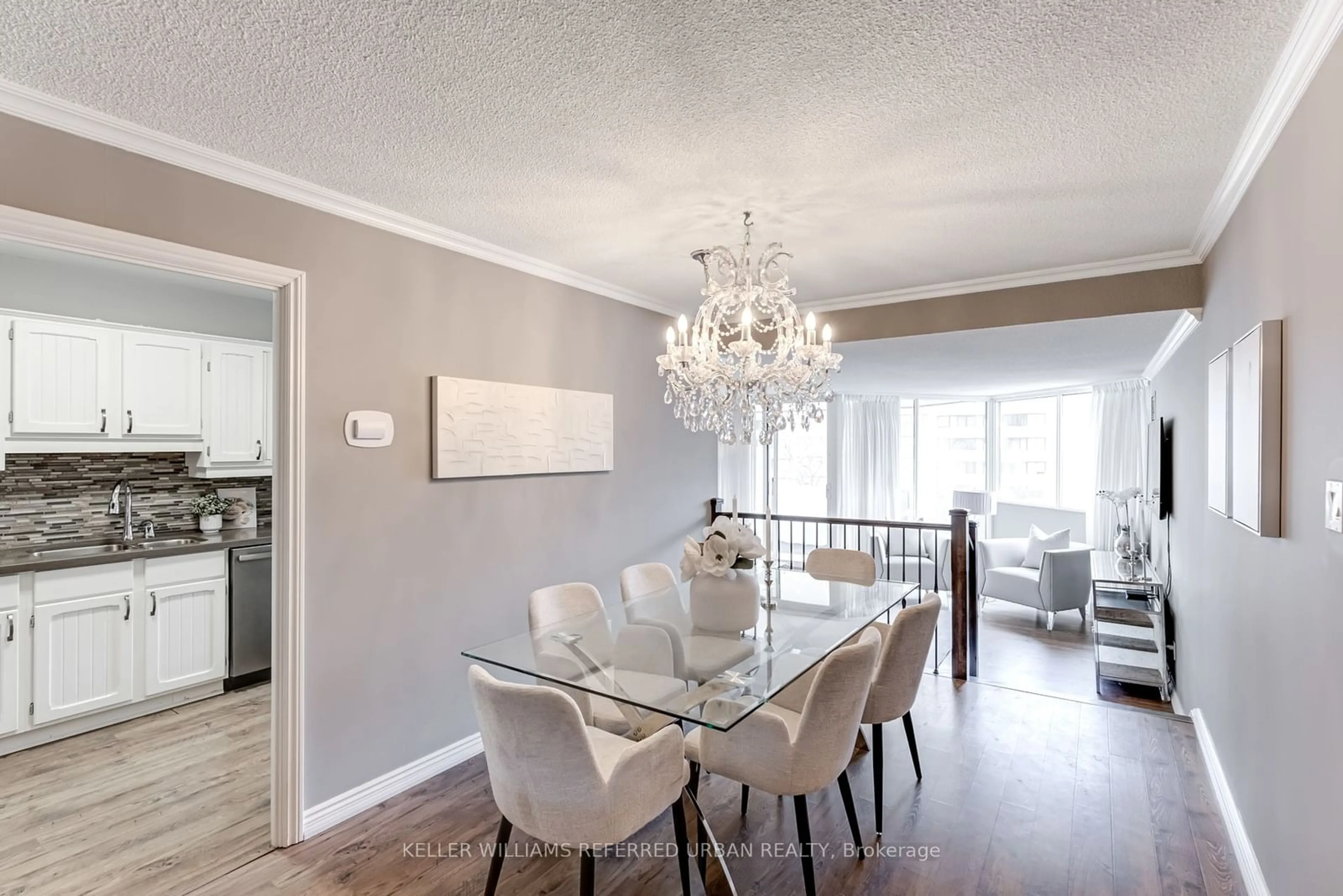 Dining room, wood/laminate floor for 70 Baif Blvd #605, Richmond Hill Ontario L4C 5L2