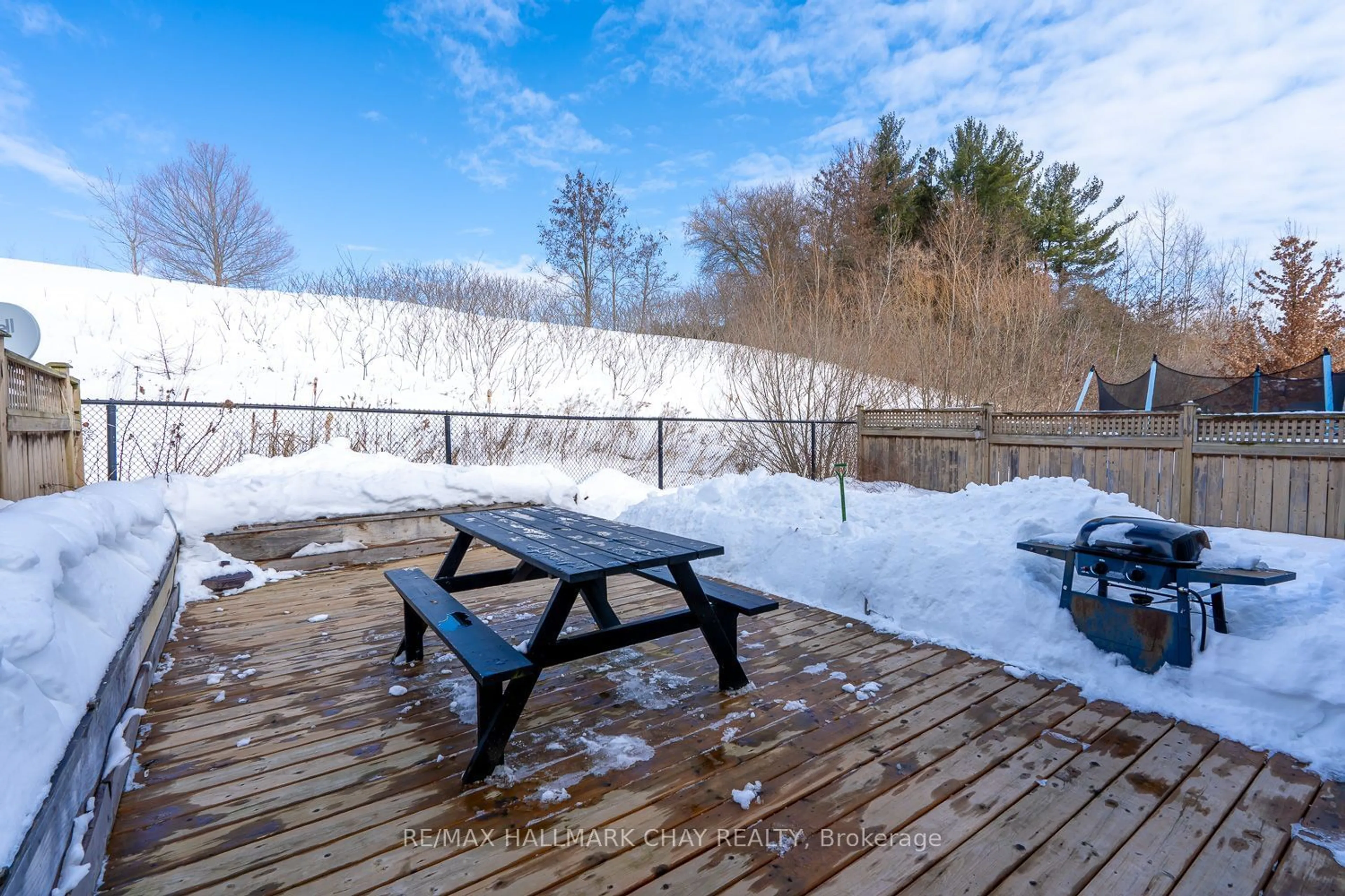 Patio, water/lake/river/ocean view for 38 Steele St, New Tecumseth Ontario L9R 0E6