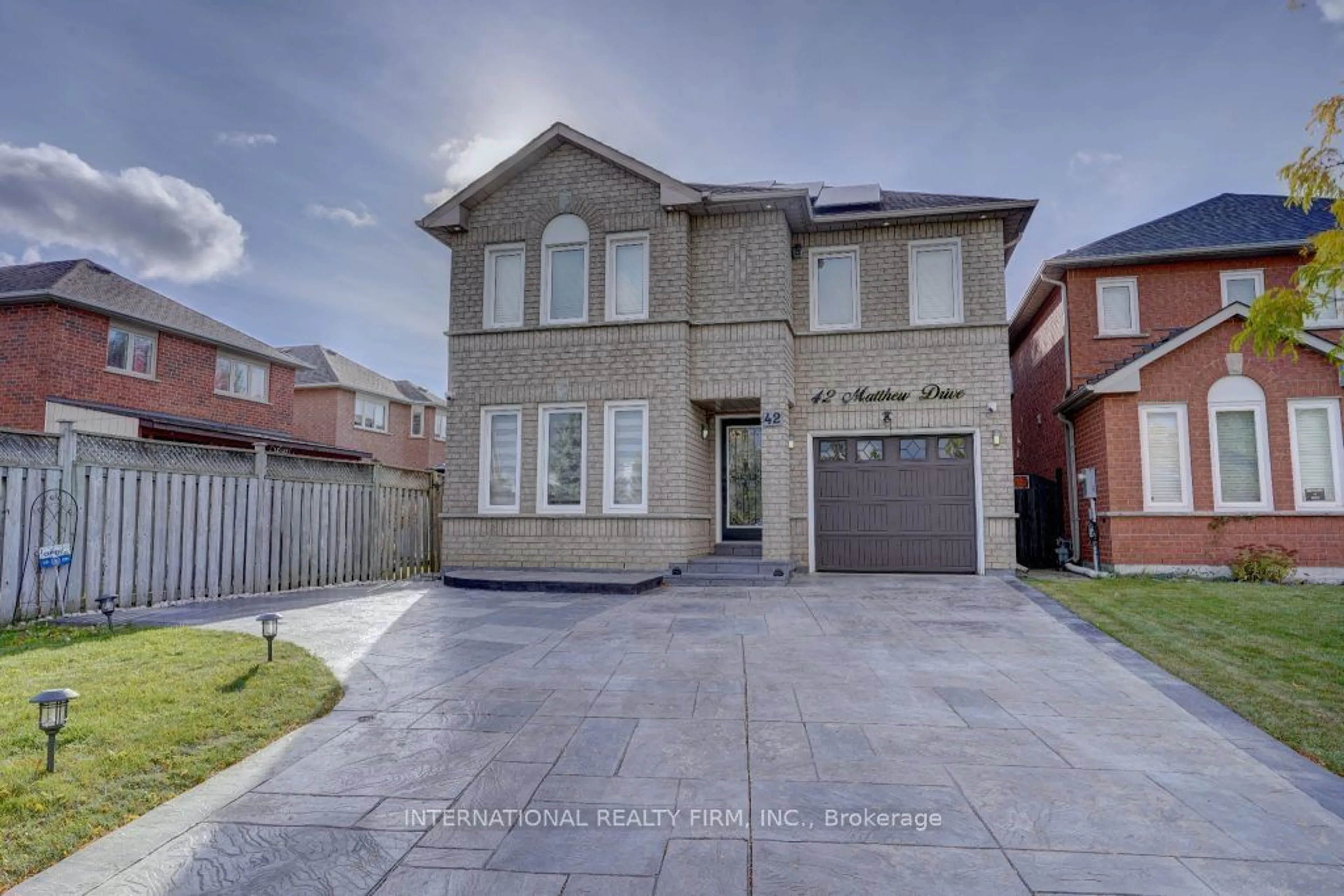 Home with brick exterior material, street for 42 Matthew Dr, Vaughan Ontario L4L 9B4