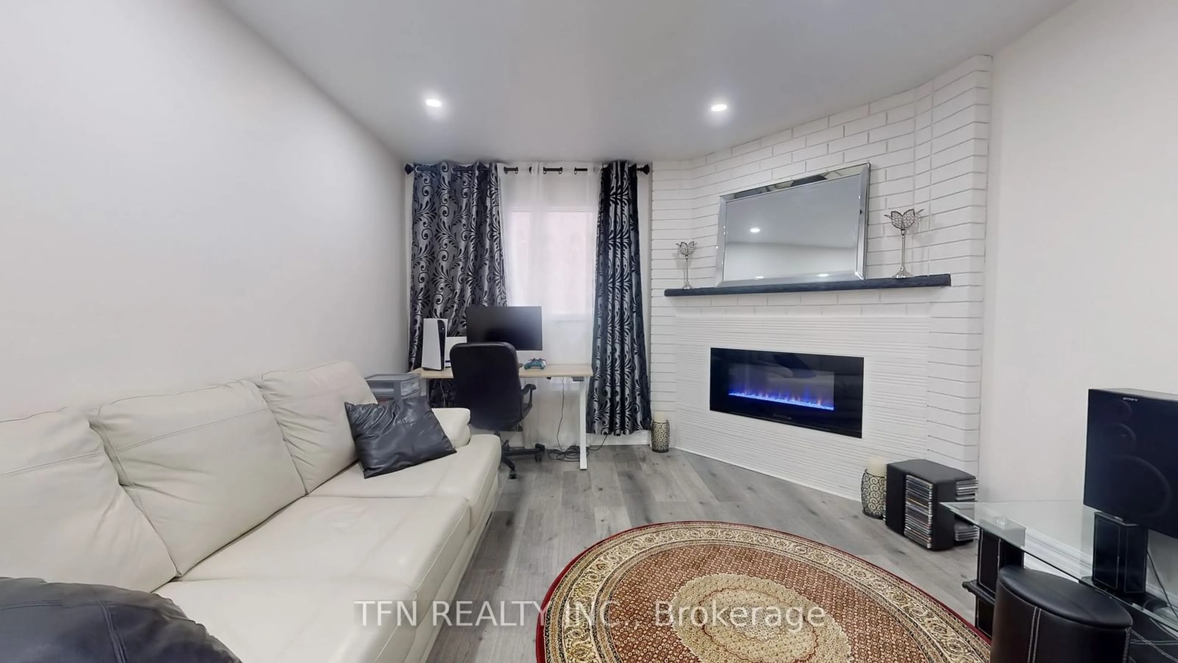 Living room with furniture, unknown for 311 Conley St, Vaughan Ontario L4J 2Z3