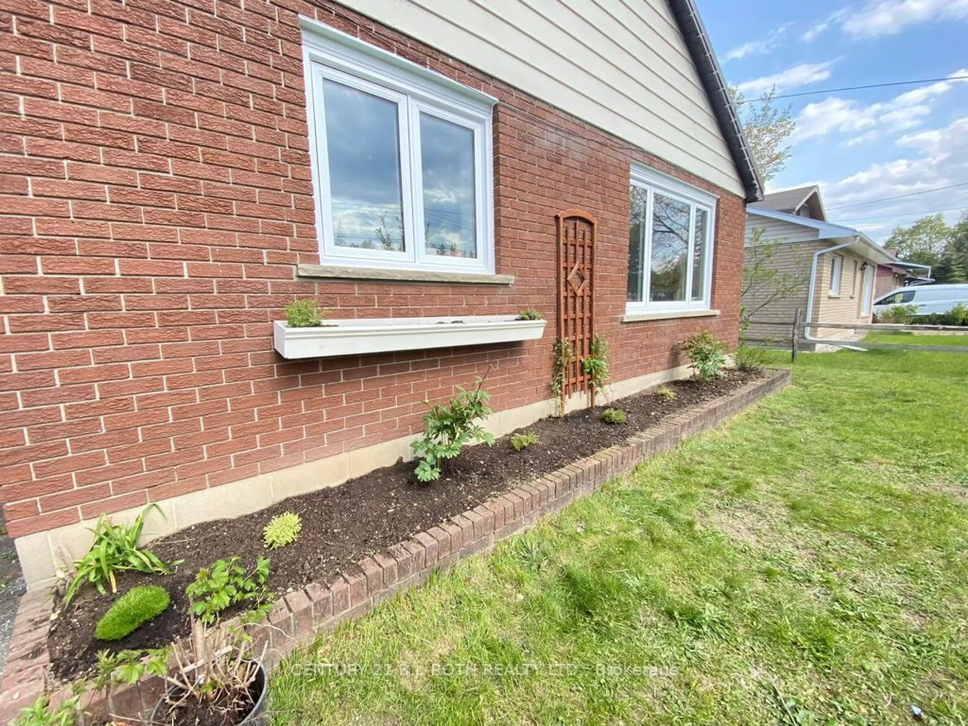 Home with brick exterior material, building for 17 Tarbush Ave, Essa Ontario L0M 1B3