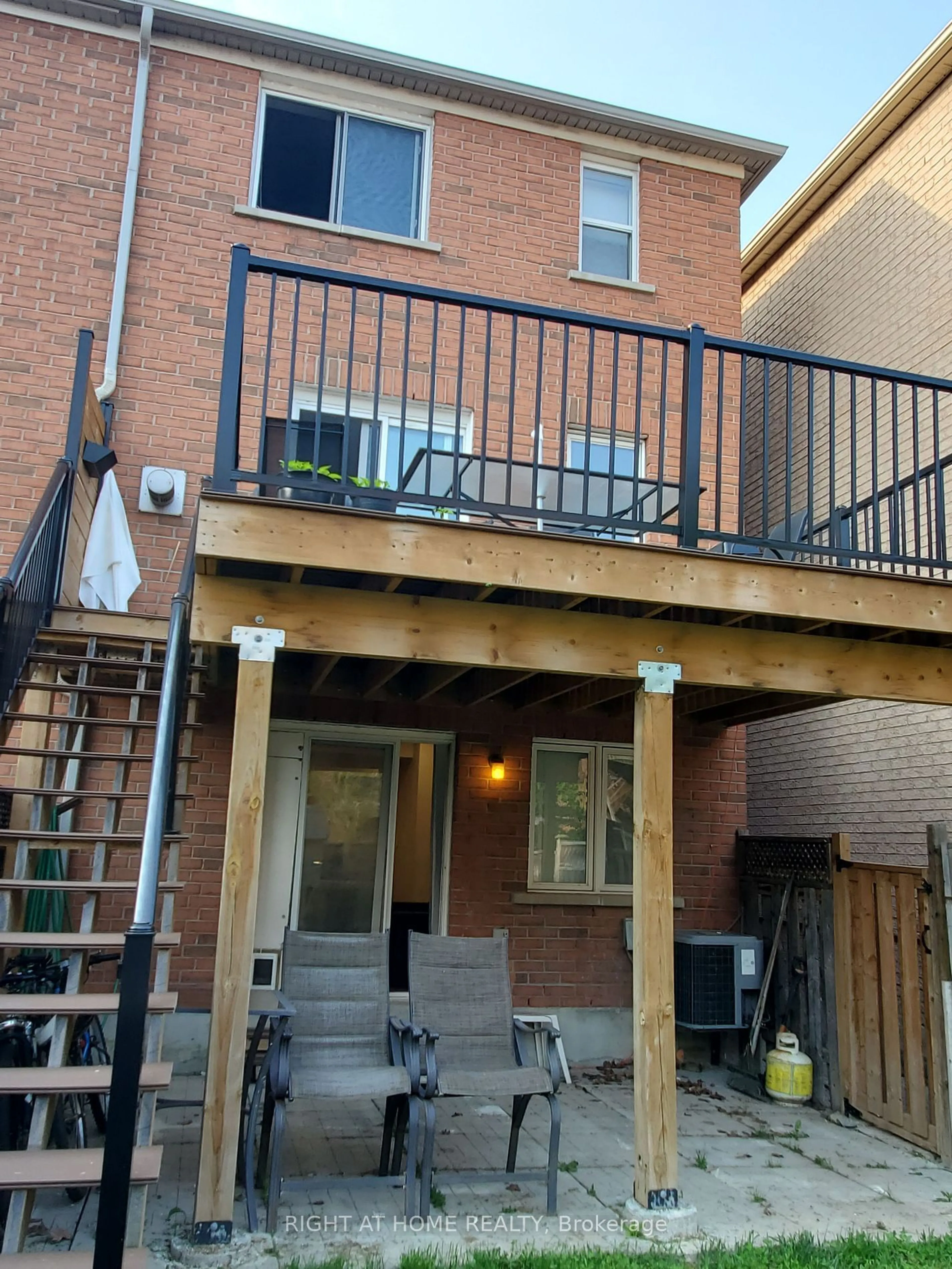 Patio, unknown for 59 Sassafras Circ, Vaughan Ontario L4J 8M7