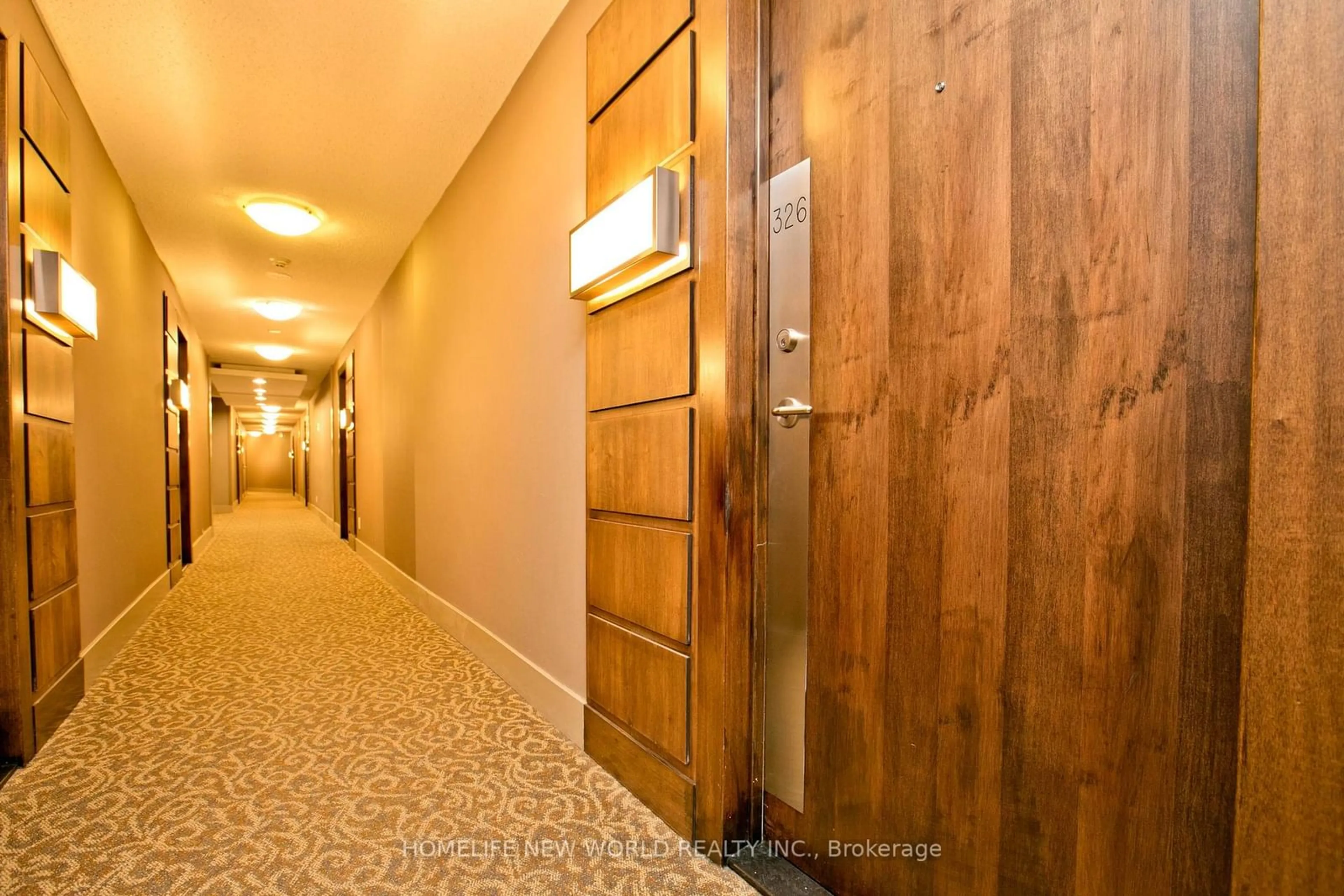 Indoor foyer for 33 Cox Blvd #Unit 326, Markham Ontario L3R 8A6