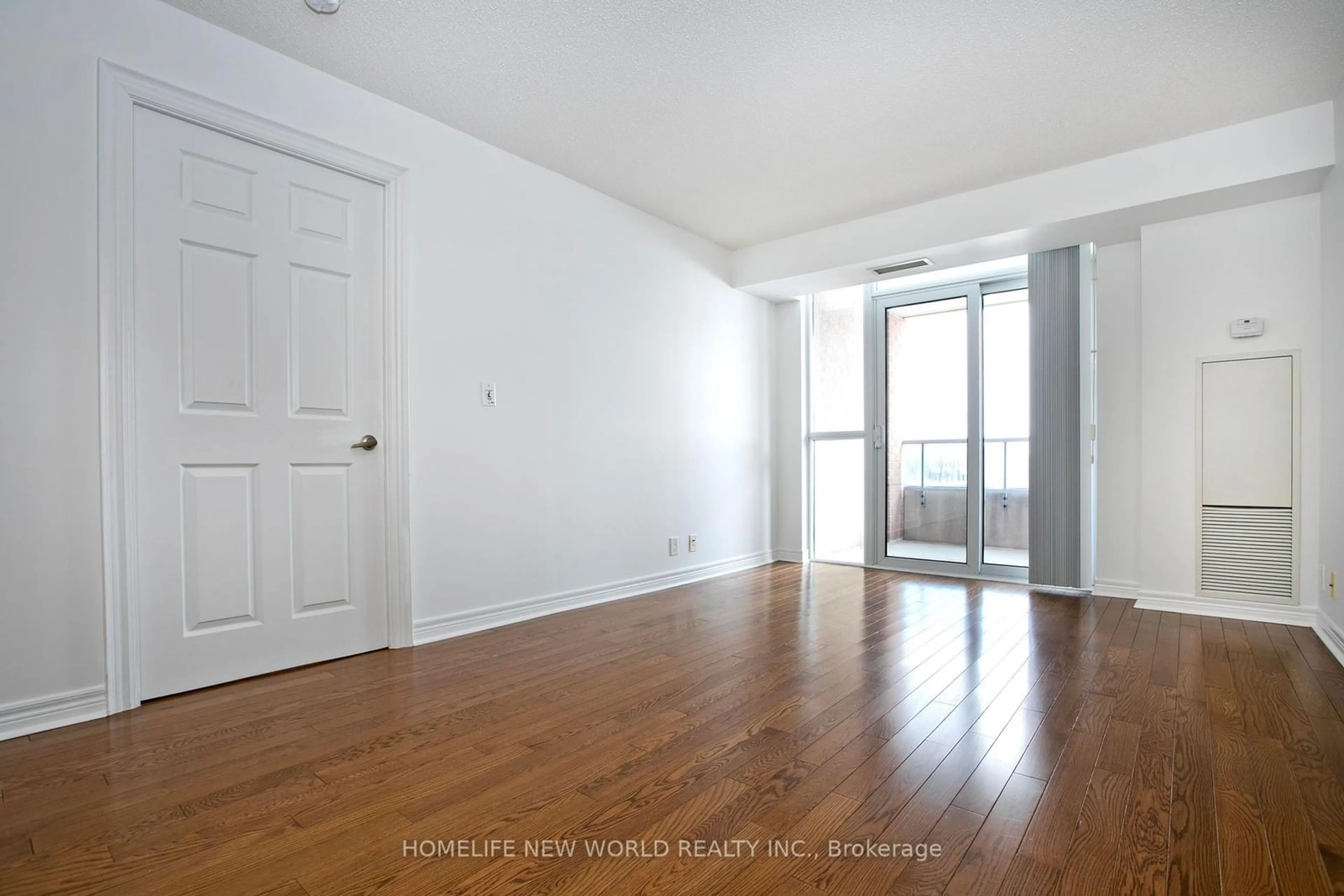 A pic of a room for 33 Cox Blvd #Unit 326, Markham Ontario L3R 8A6