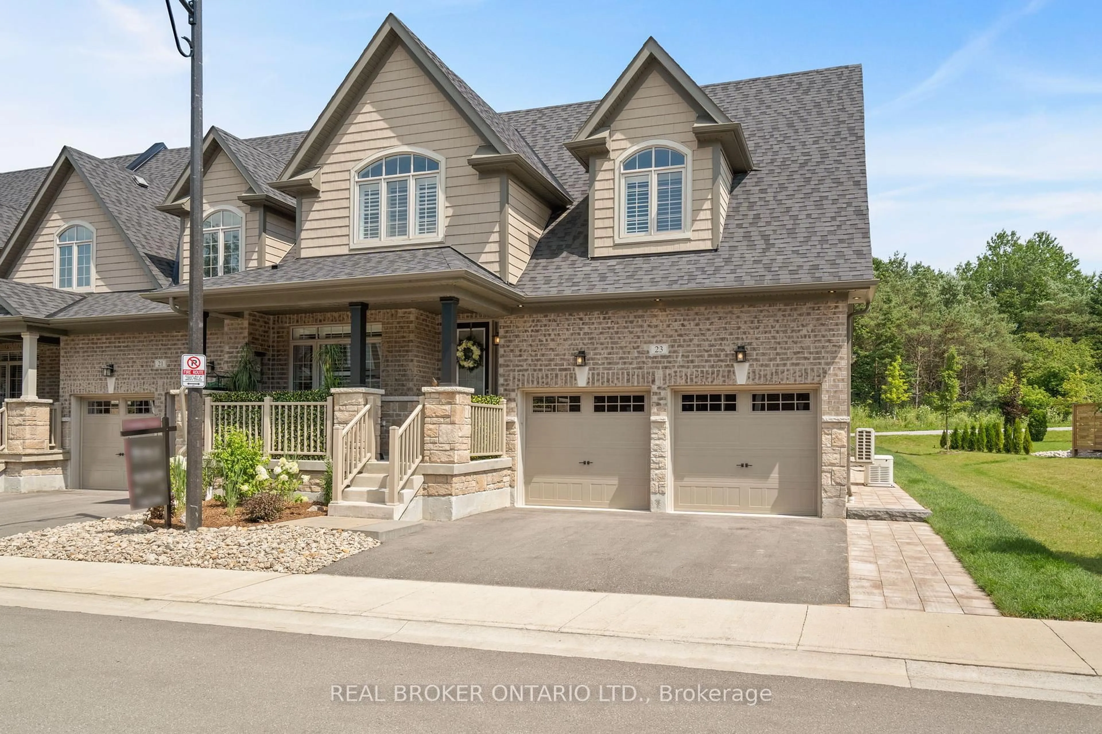 Home with brick exterior material, street for 23 Howard Williams Crt, Uxbridge Ontario L9P 0R2