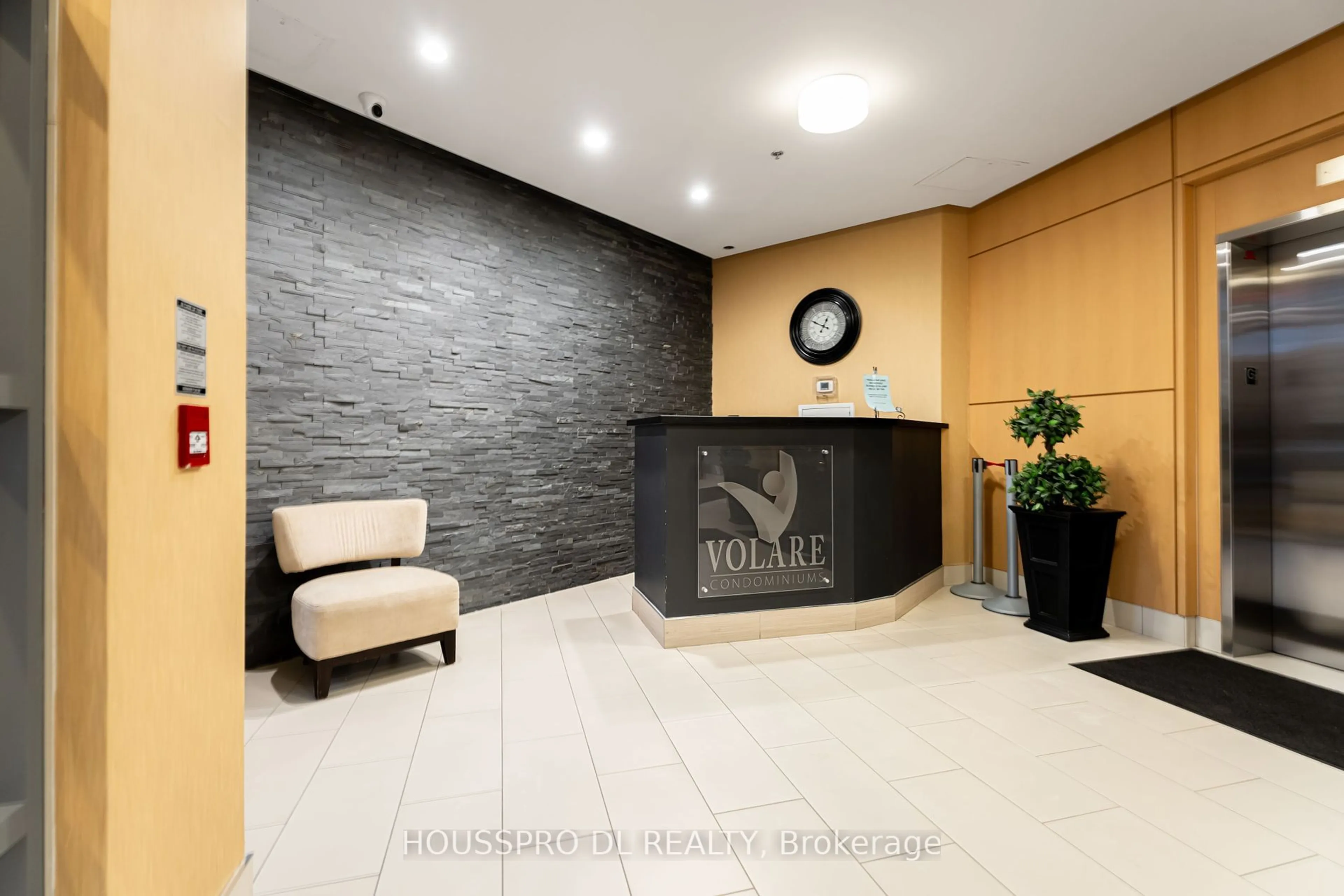 Lobby for 7730 Kipling Ave #603, Vaughan Ontario L4L 1Y9