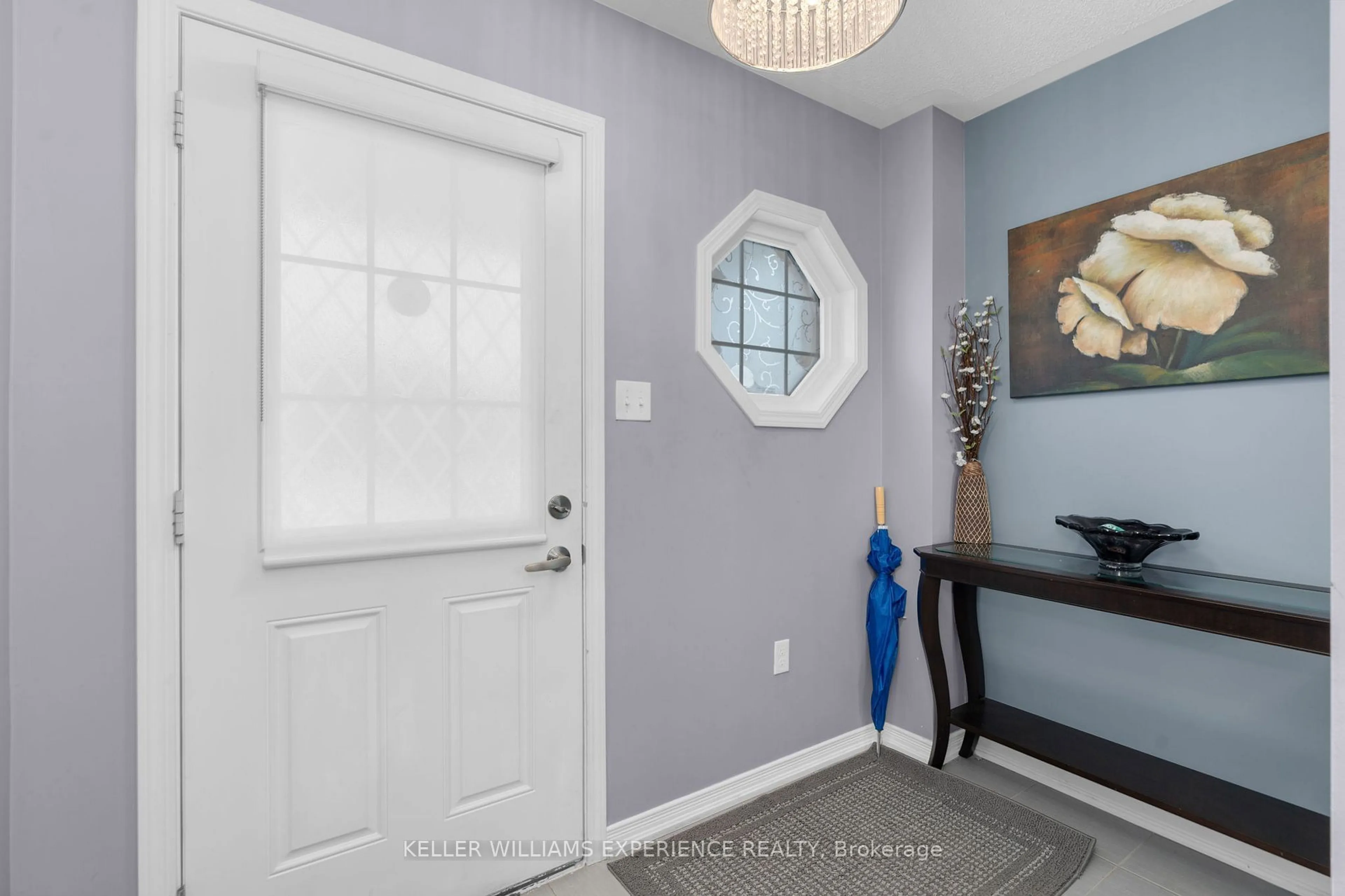 Indoor entryway for 1483 Rankin Way, Innisfil Ontario L9S 0C6