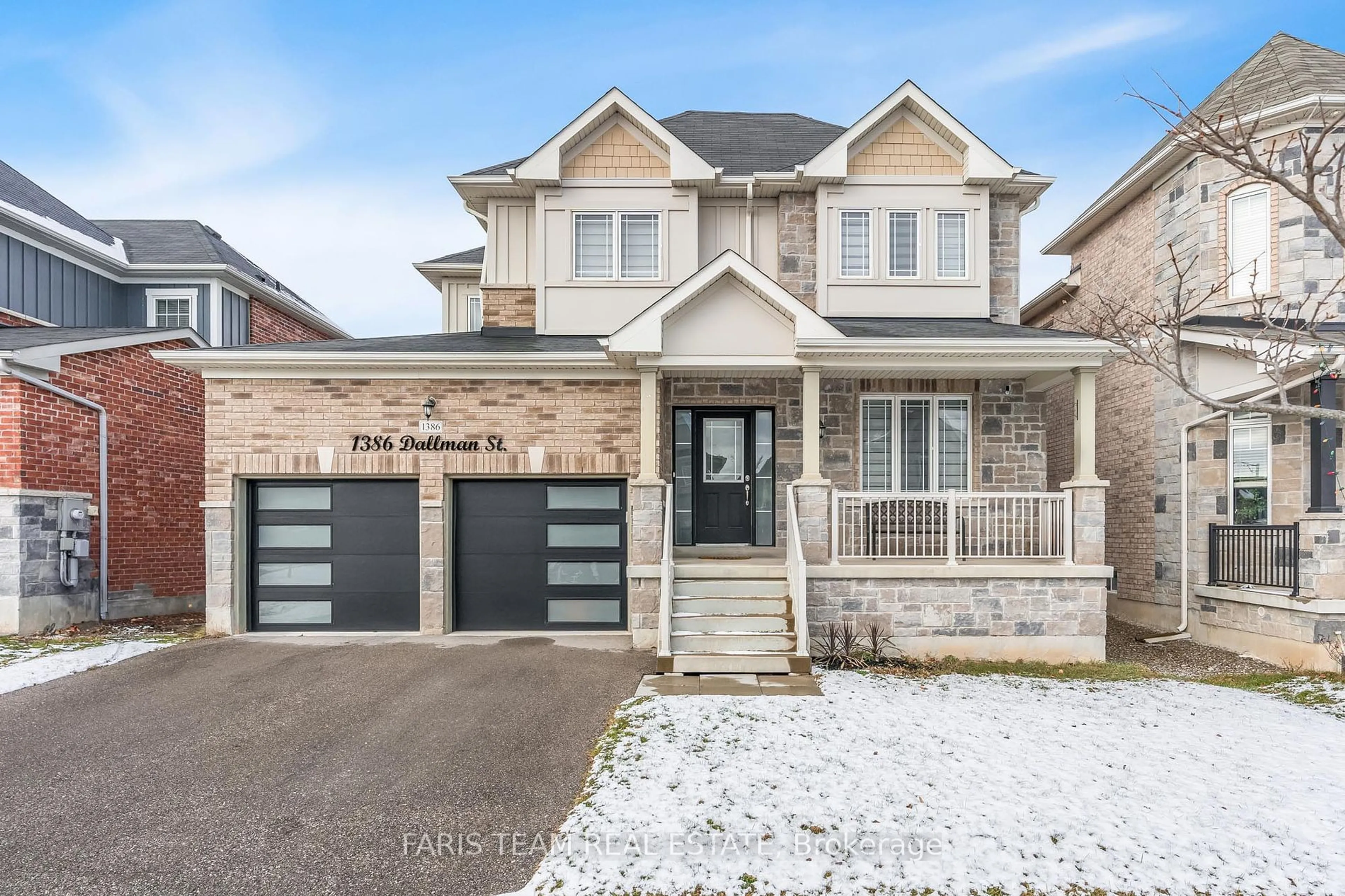 Home with brick exterior material, street for 1386 Dallman St, Innisfil Ontario L0L 1W0