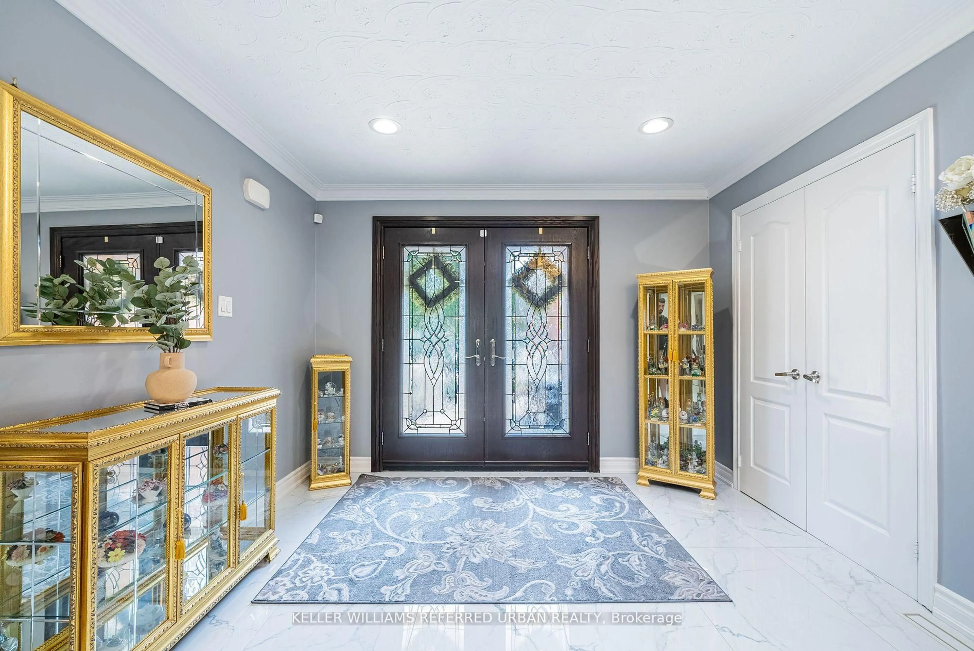 Indoor entryway for 78 Beckenridge Dr, Markham Ontario L3S 3B1