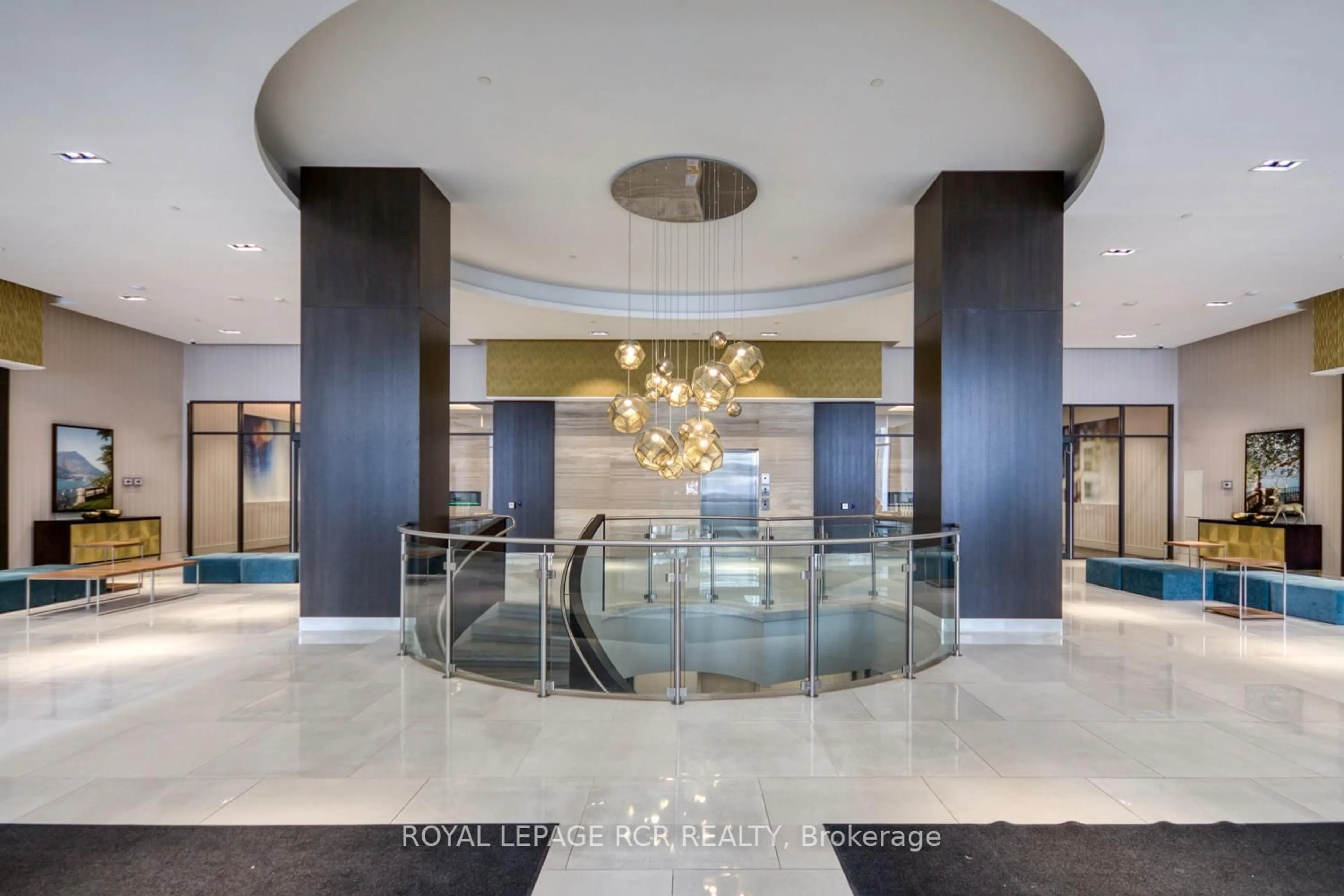 Lobby for 9000 Jane St #425, Vaughan Ontario L4K 0M6