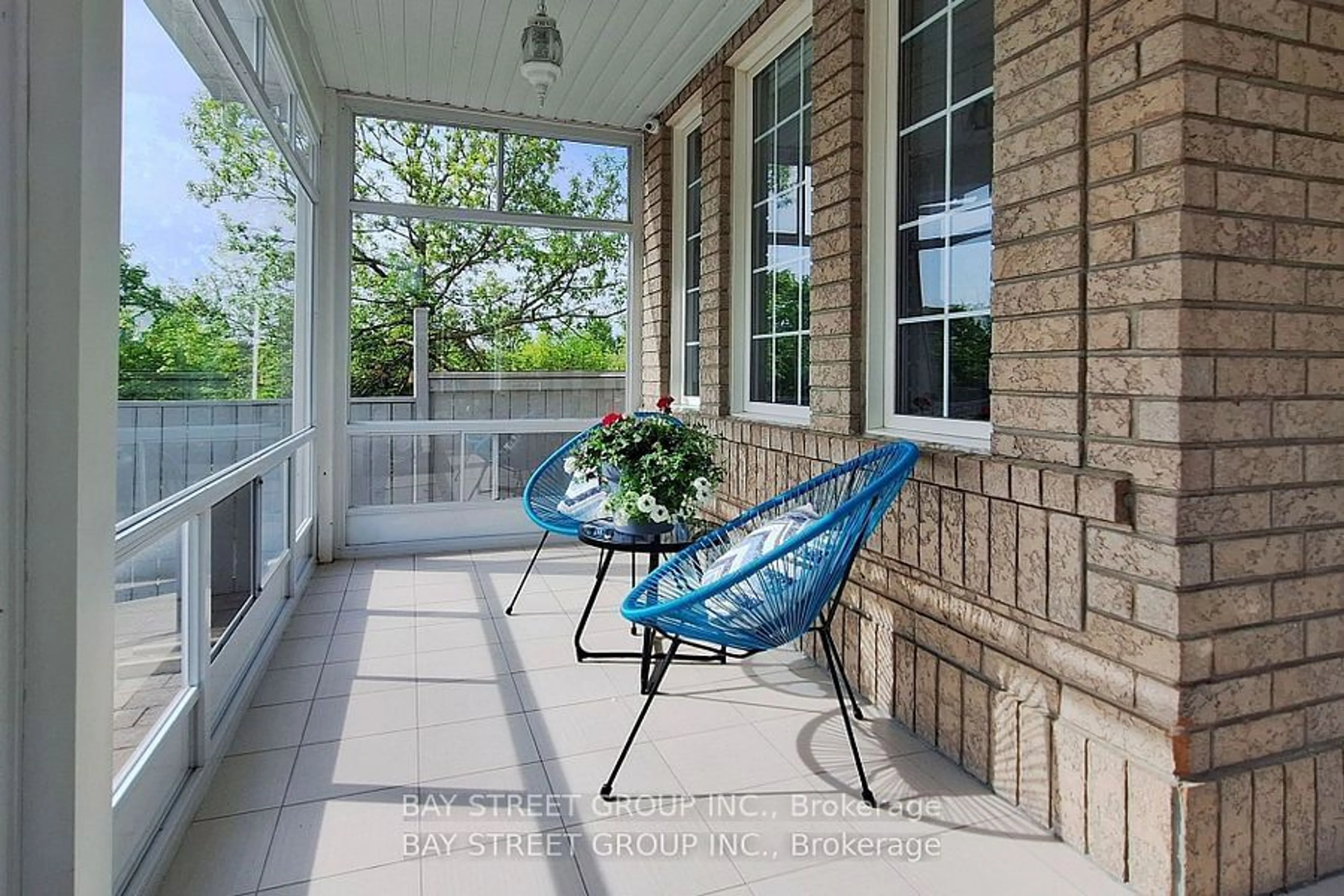 Patio, unknown for 33 Storybook Cres, Markham Ontario L6E 2B8