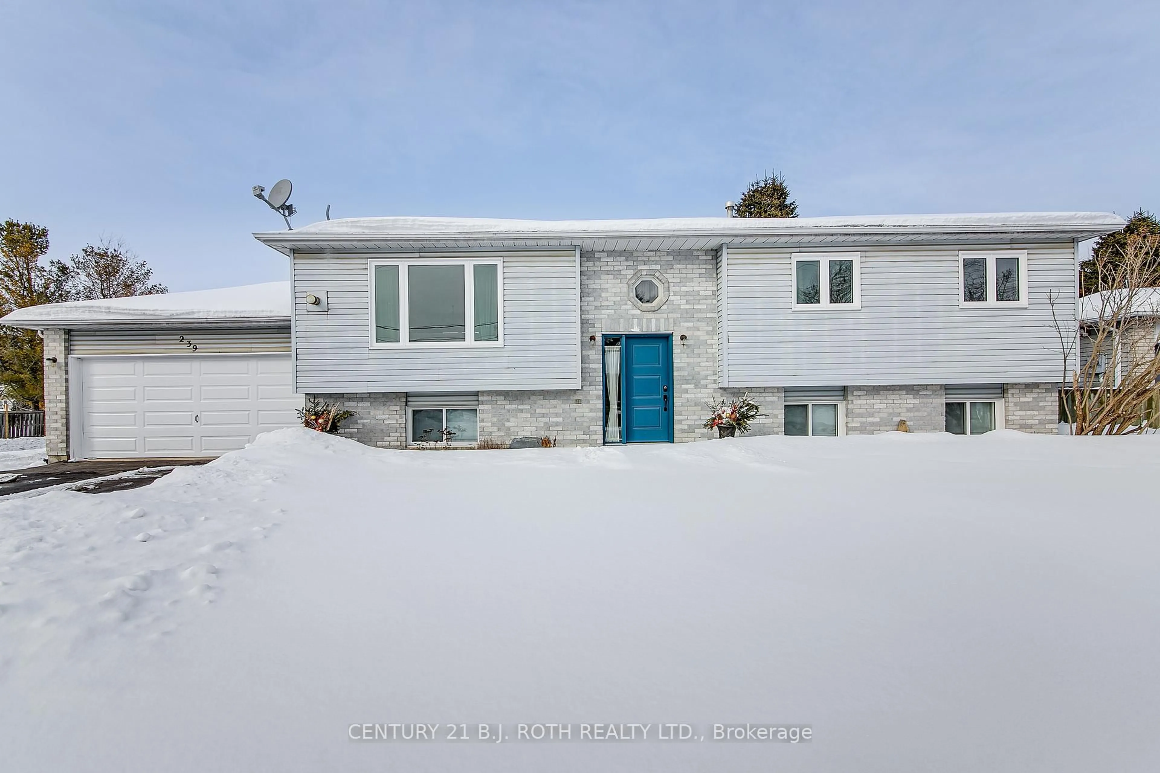 A pic from outside/outdoor area/front of a property/back of a property/a pic from drone, street for 239 Centre St, Essa Ontario L0M 1B0