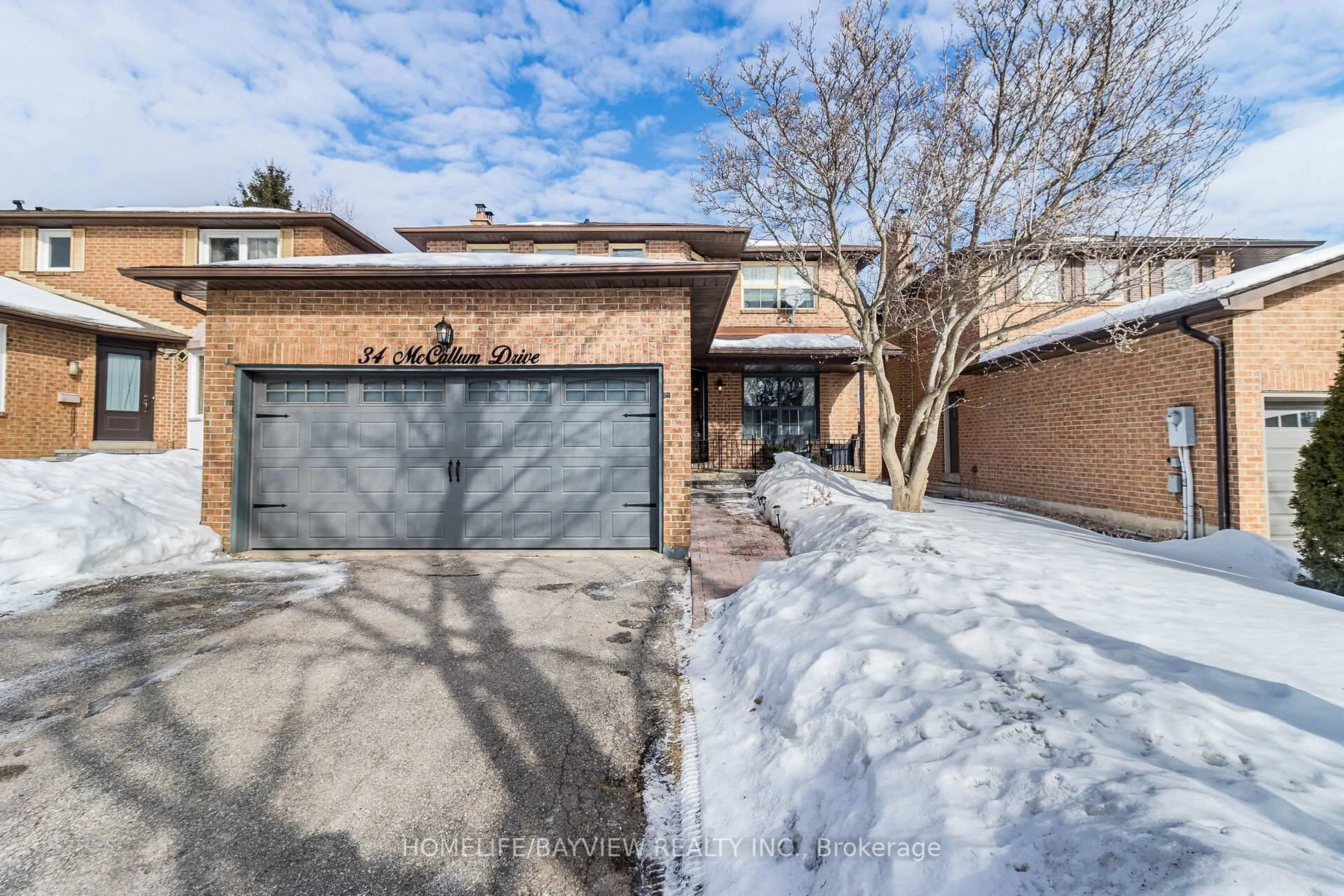 Home with brick exterior material, street for 34 Mccallum Dr, Richmond Hill Ontario L4C 7S9