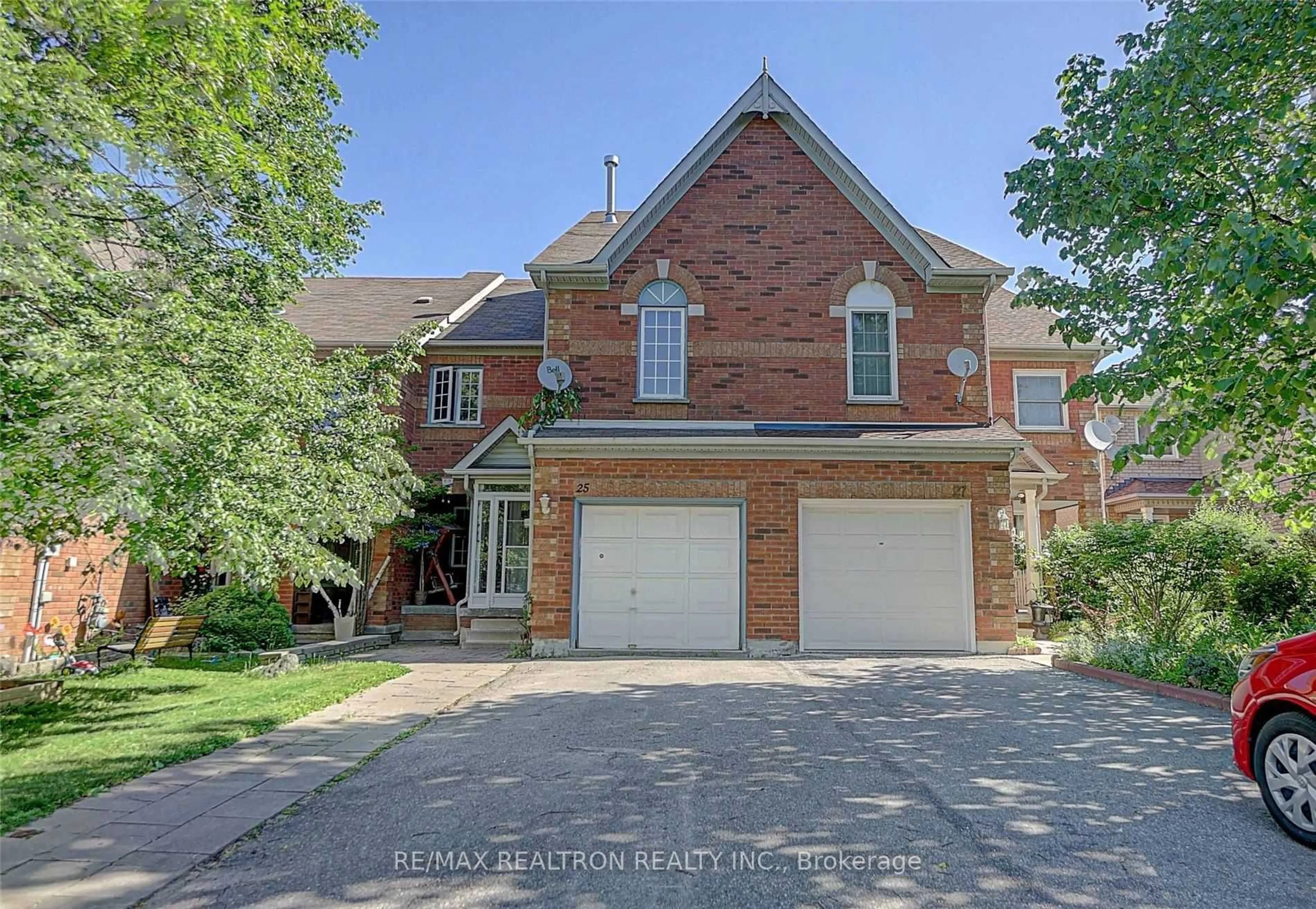 Home with brick exterior material, street for 25 October Lane, Aurora Ontario L4G 6Y1