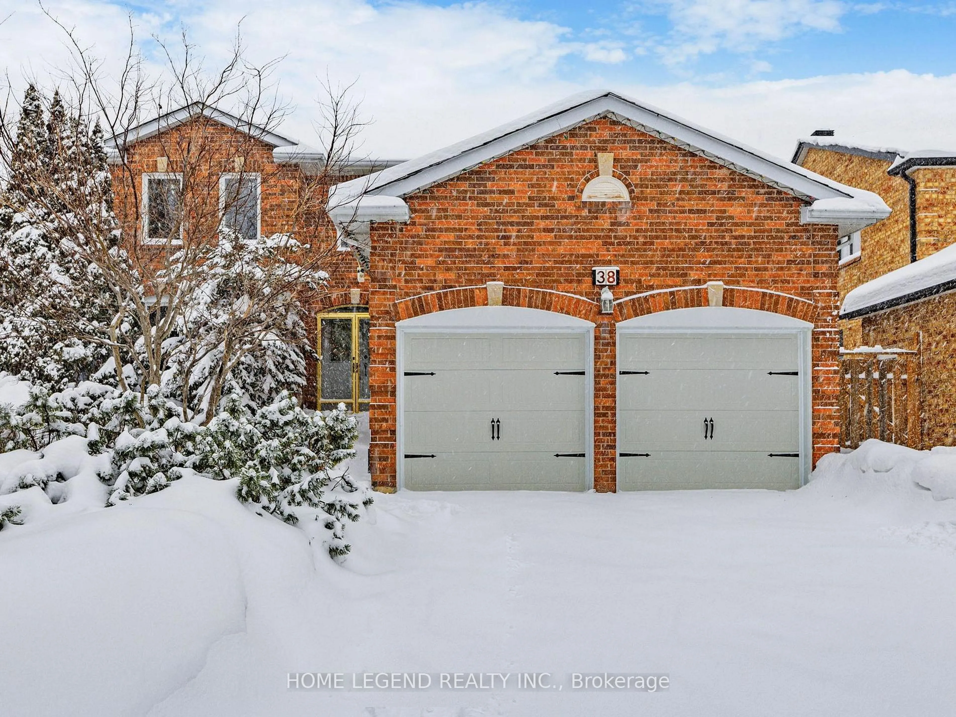 Unknown for 38 Lancashire Rd, Markham Ontario L3R 8K1