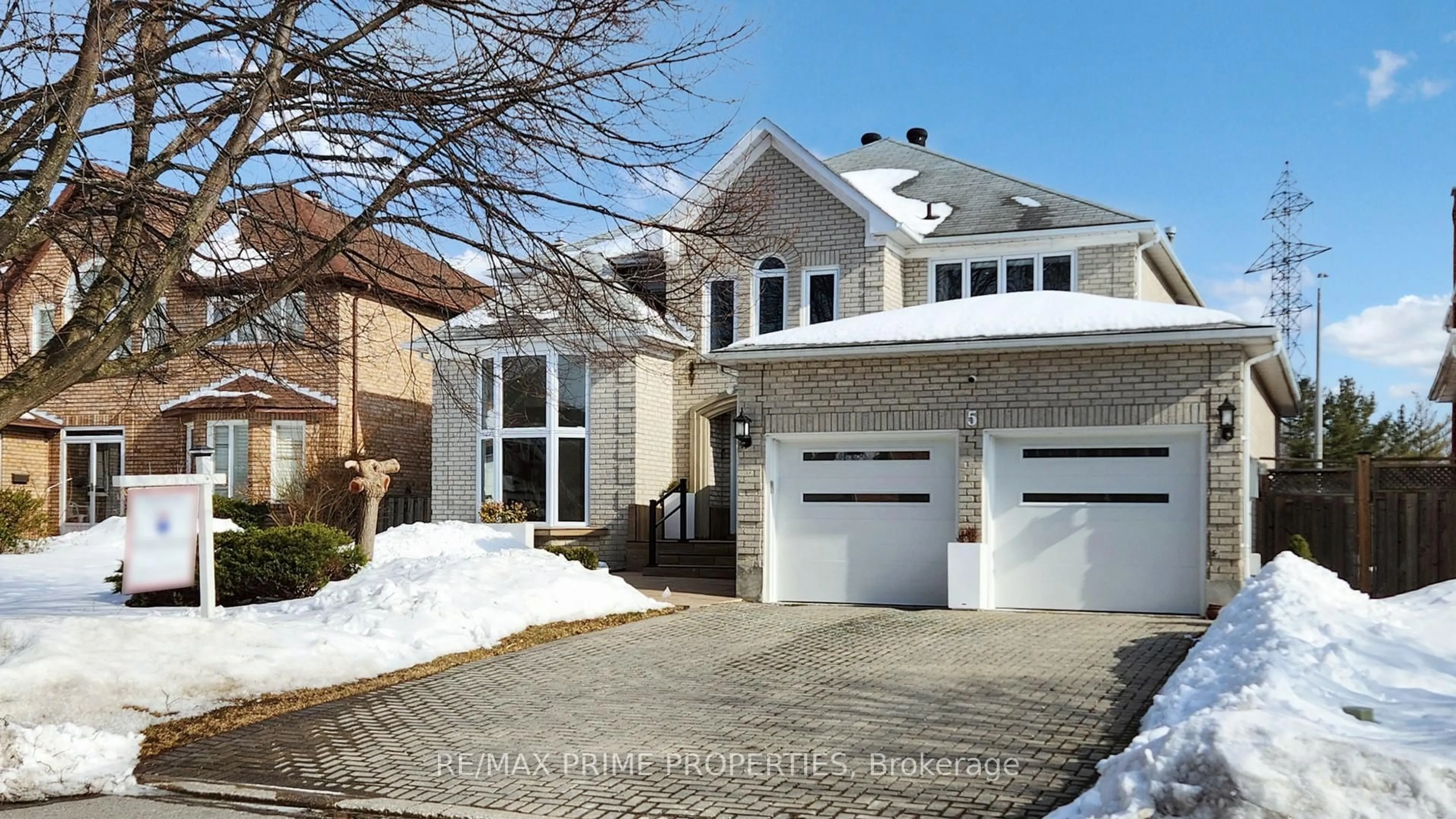 Home with brick exterior material, street for 5 Mary Elizabeth Cres, Markham Ontario L3R 9M2