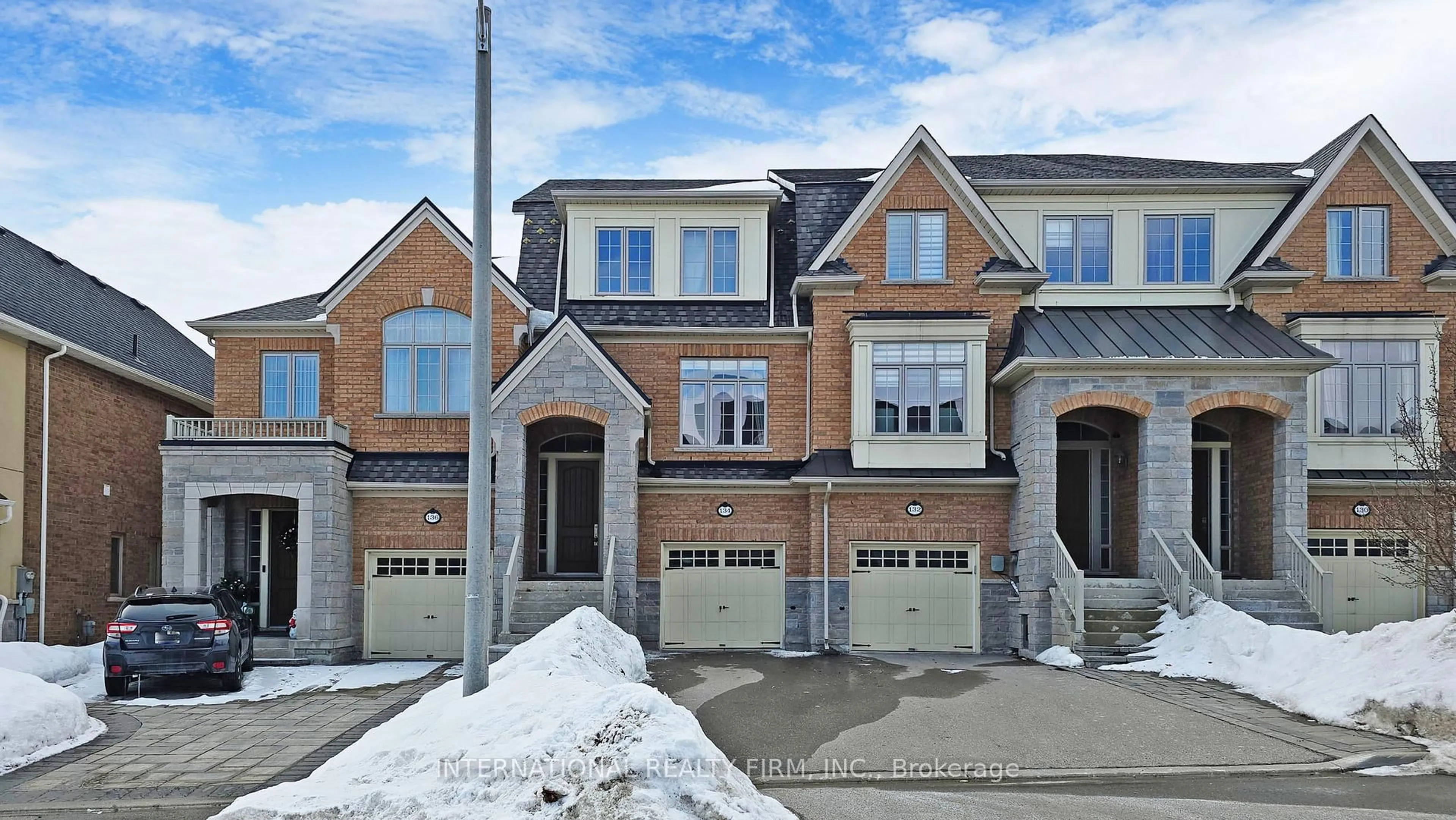 Home with brick exterior material, street for 134 Lacewood Dr, Richmond Hill Ontario L4S 0E5