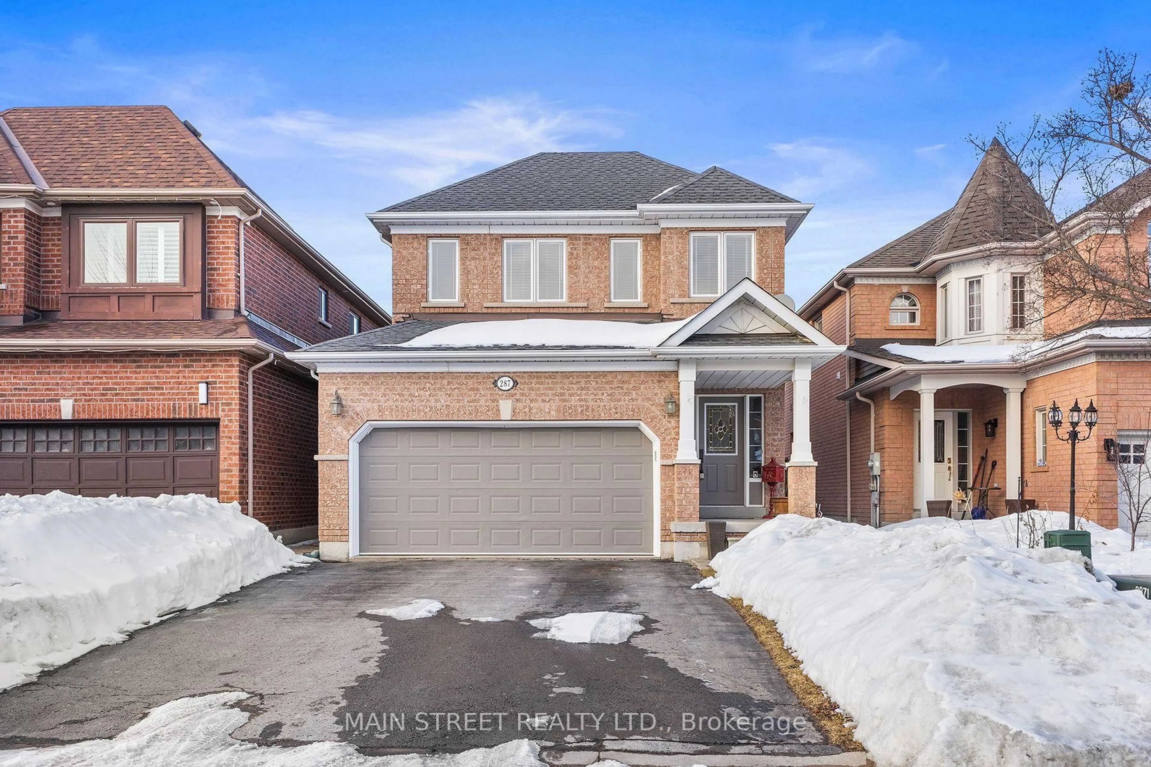 Home with brick exterior material, street for 287 McBride Cres, Newmarket Ontario L3X 2W3