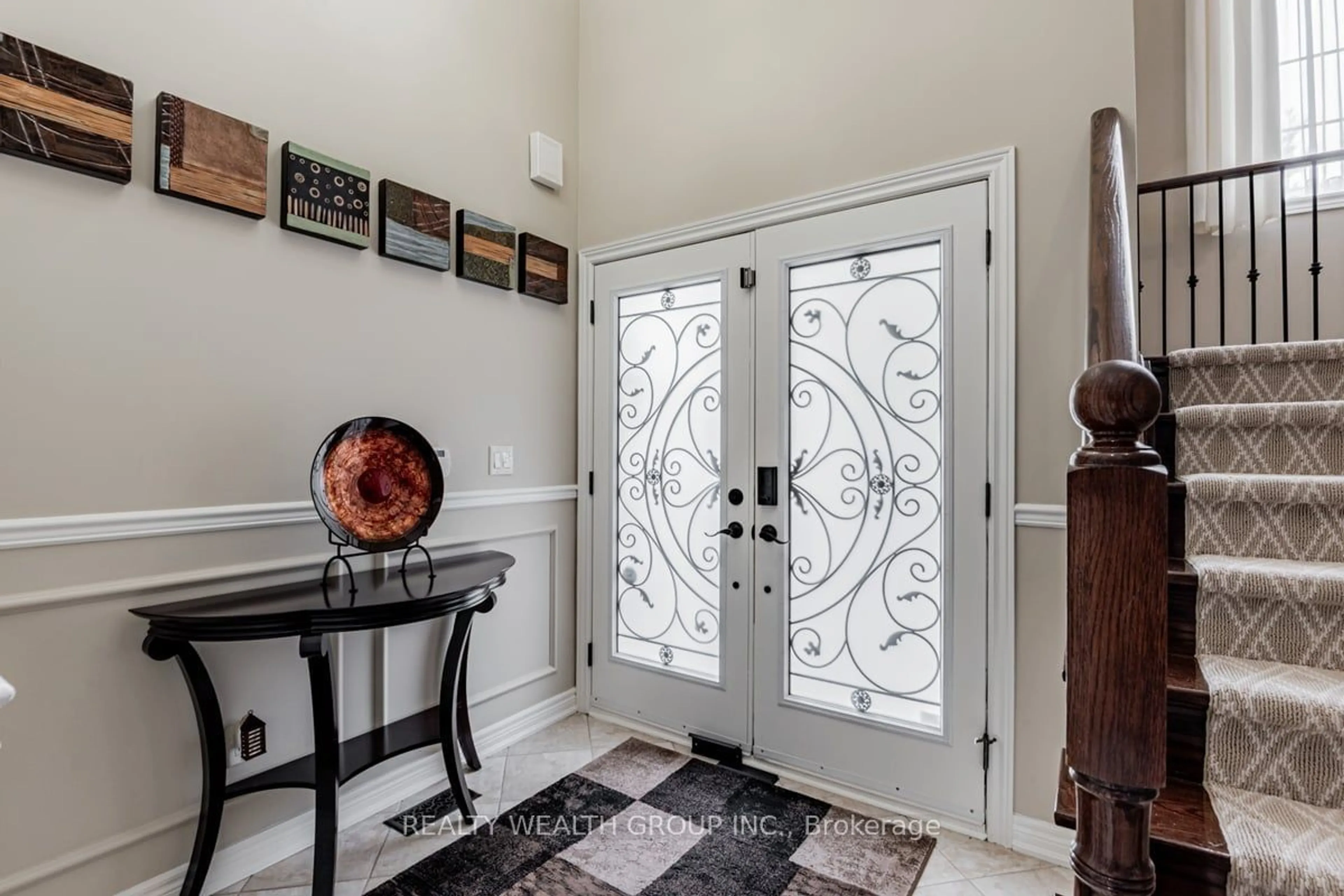 Indoor entryway for 107 Bellini Ave, Vaughan Ontario L4H 0R7