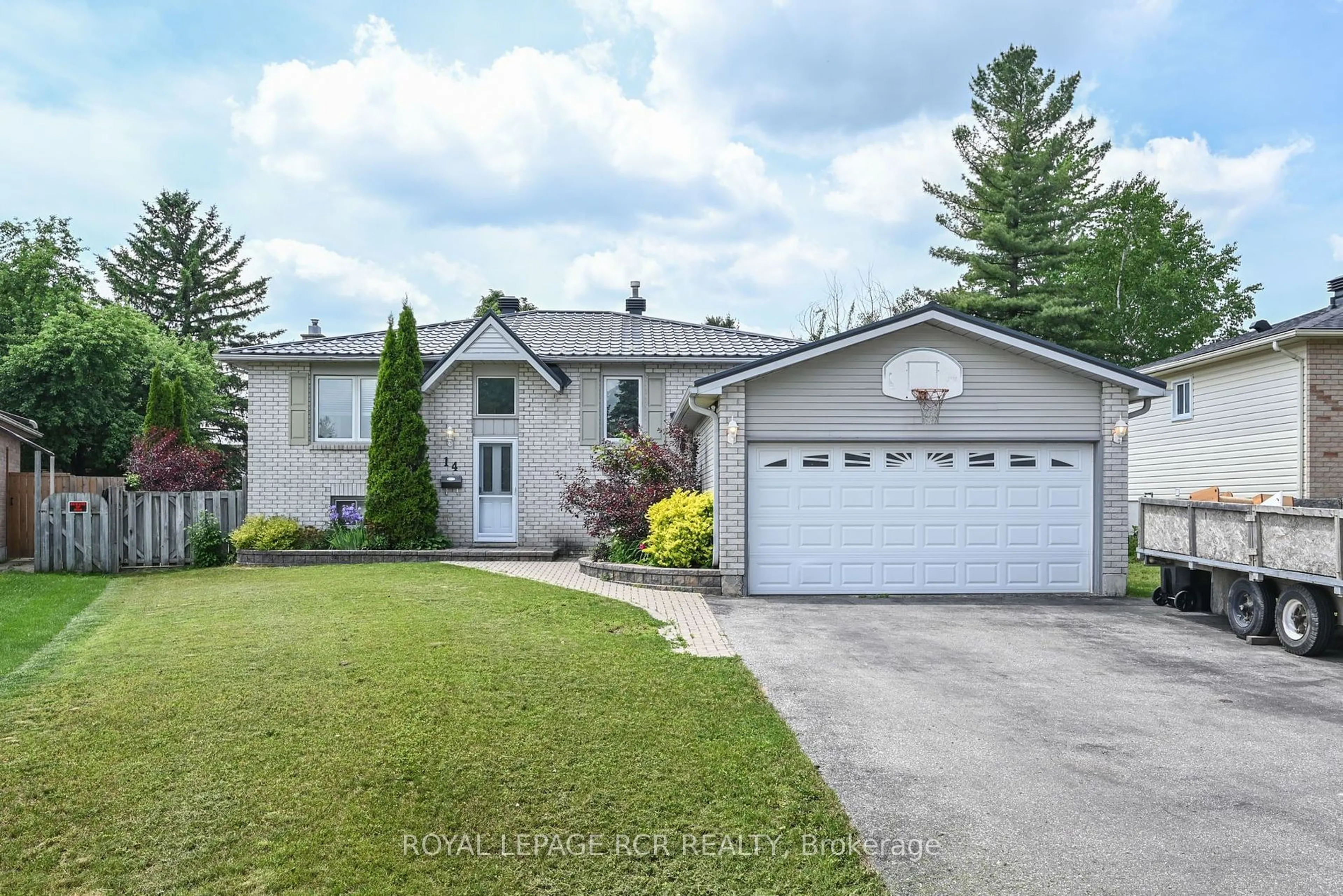 A pic from outside/outdoor area/front of a property/back of a property/a pic from drone, street for 14 Robertson Rd, Essa Ontario L0M 1B0