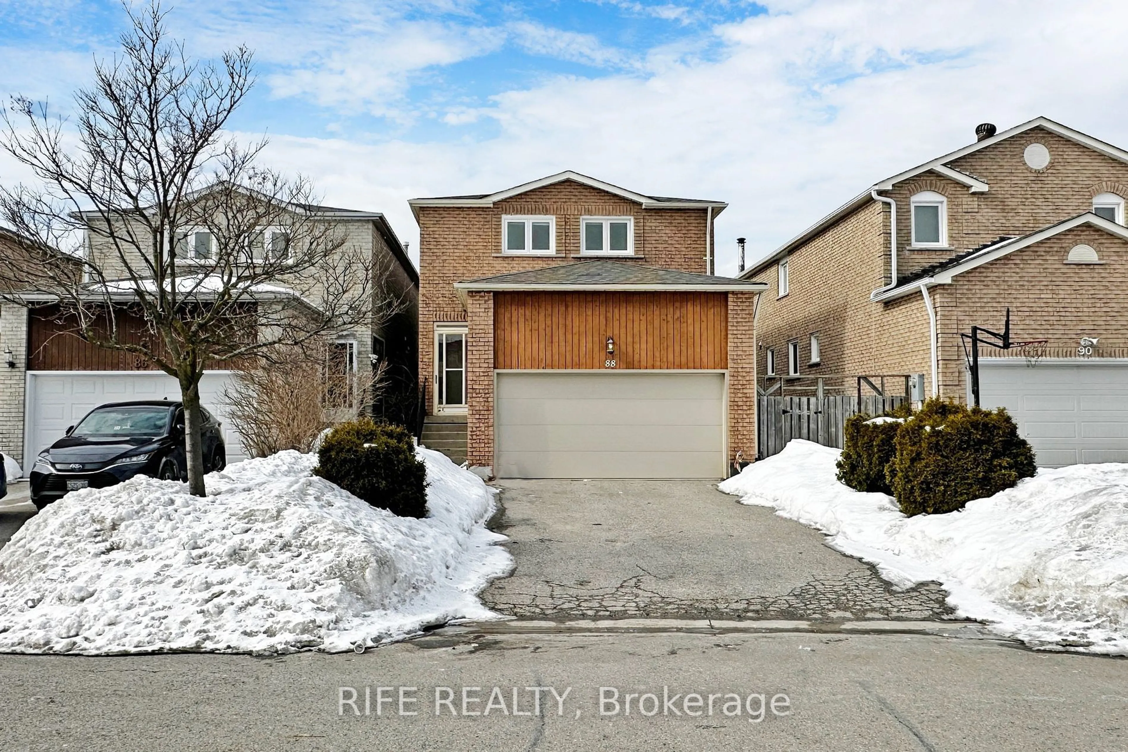 Unknown for 88 Stather Cres, Markham Ontario L3S 2X4