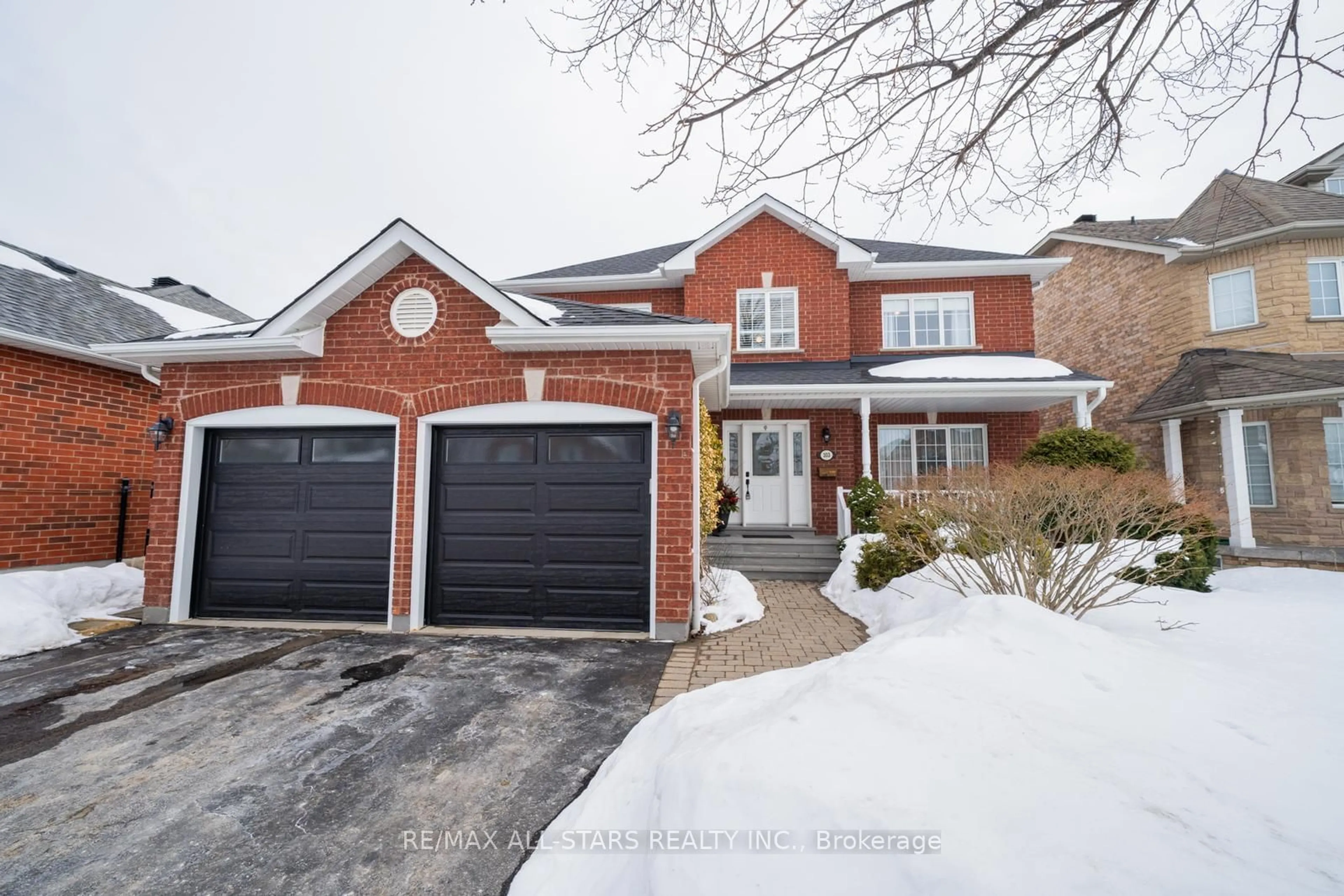 Home with brick exterior material, street for 103 Wheeler Cres, Whitchurch-Stouffville Ontario L4A 1L4